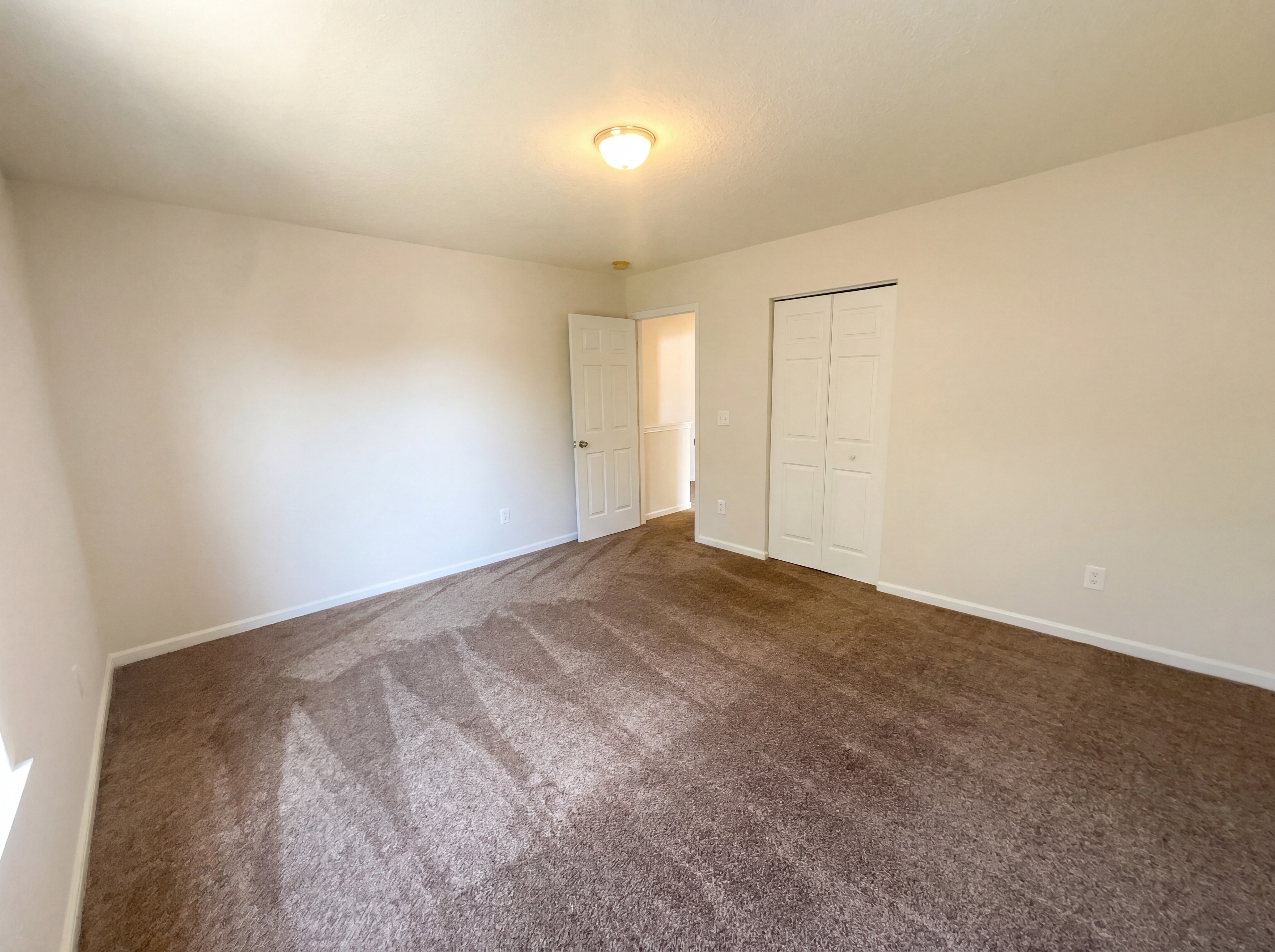 Photo 15 of 19 of 318 Aberdeen Cir, Summerville, SC