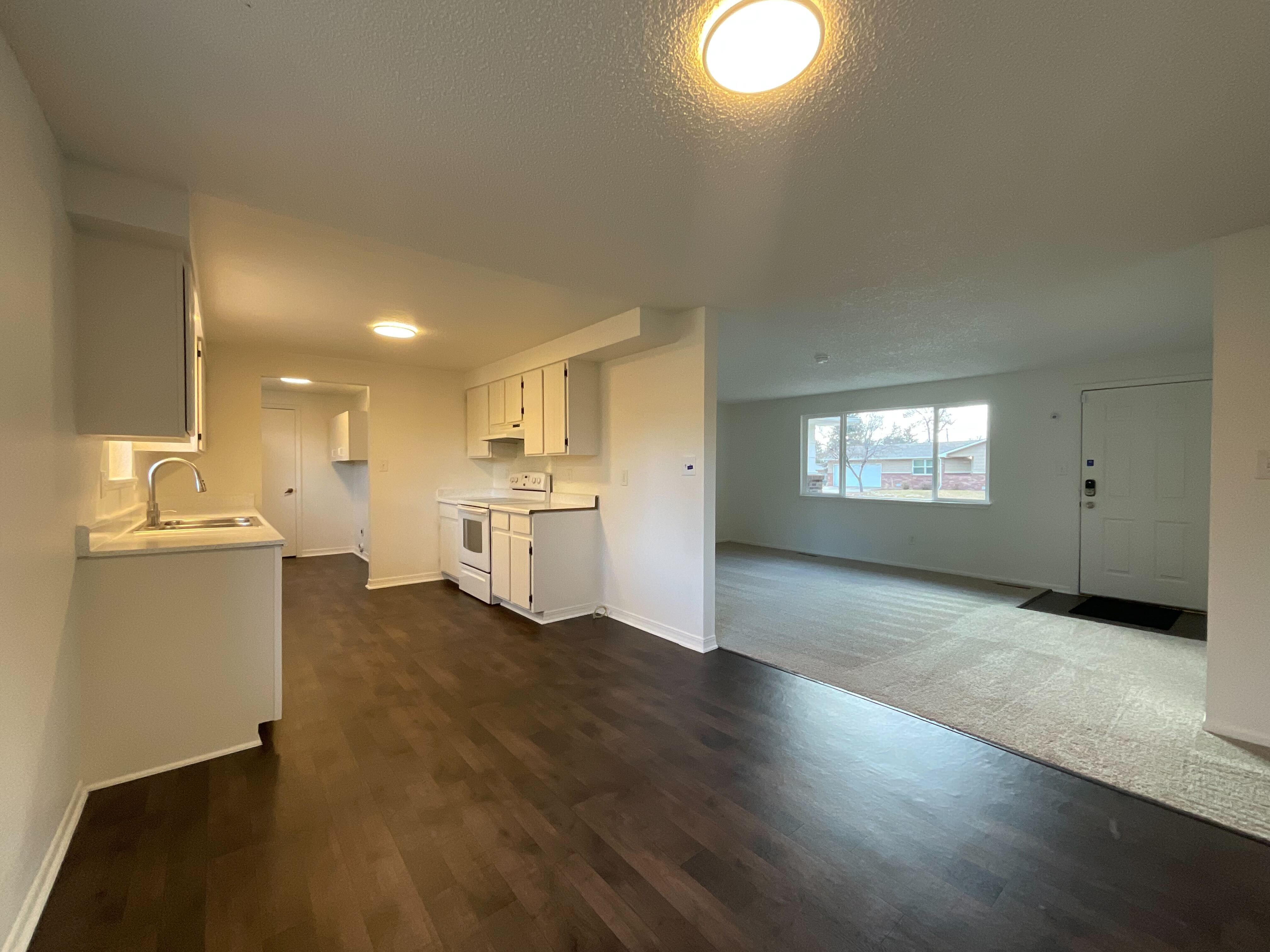 Photo 5 of 22 of 3620 N Colorado Ave, Loveland, CO