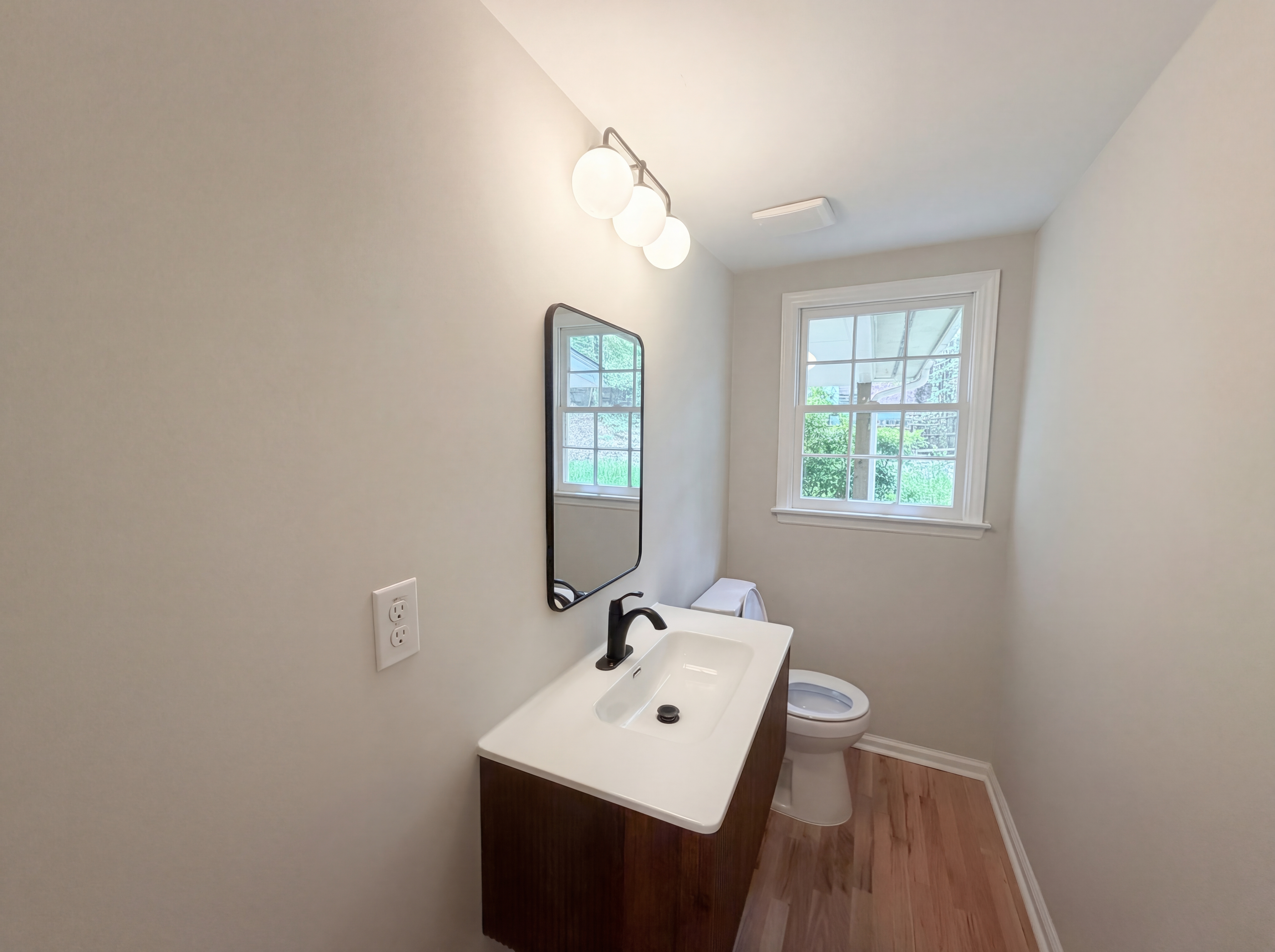 Photo 9 of 19 of 4117 White Pine Dr, Raleigh, NC
