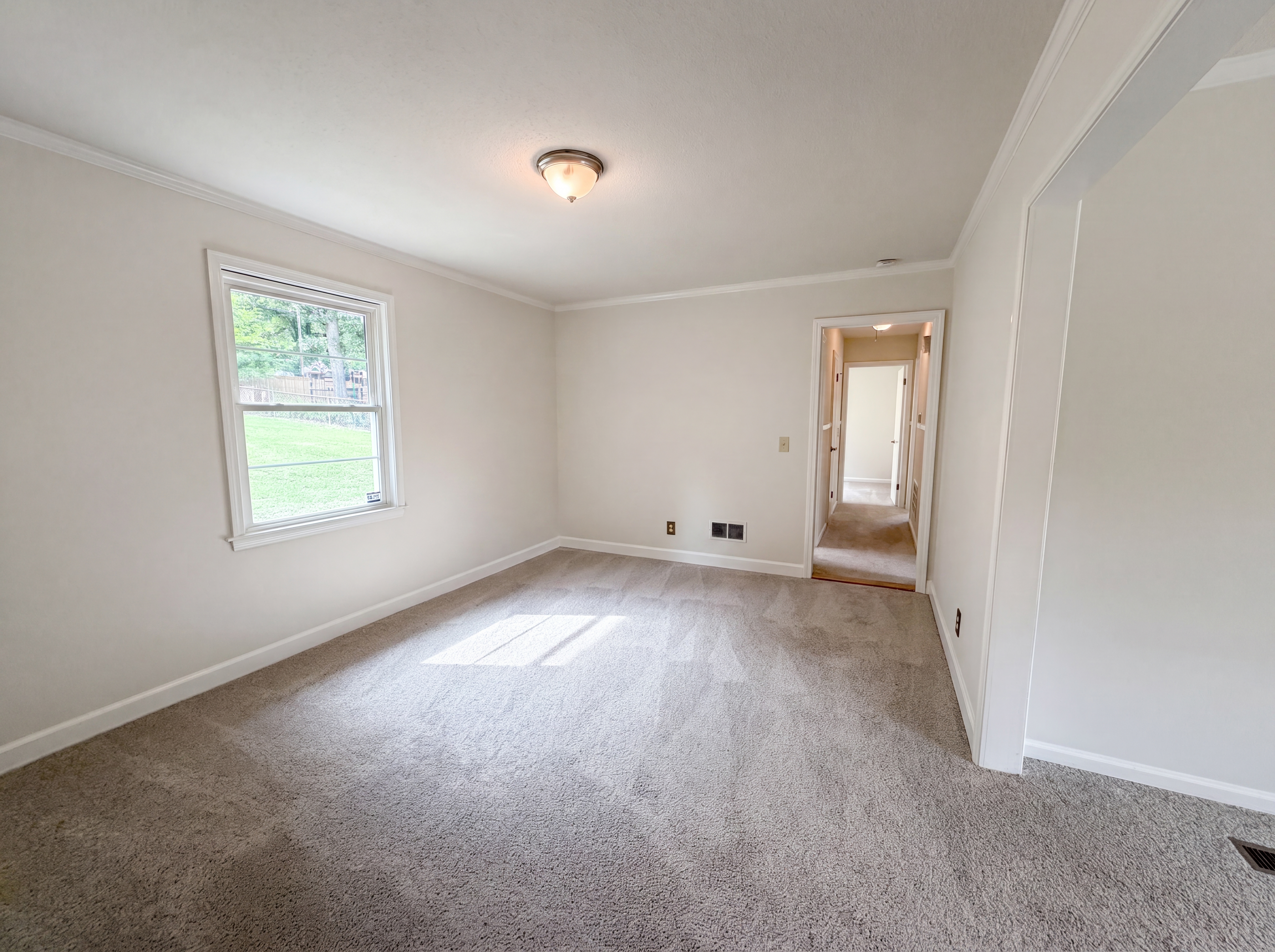 Photo 10 of 18 of 1513 Alpha Ct, Columbia, SC