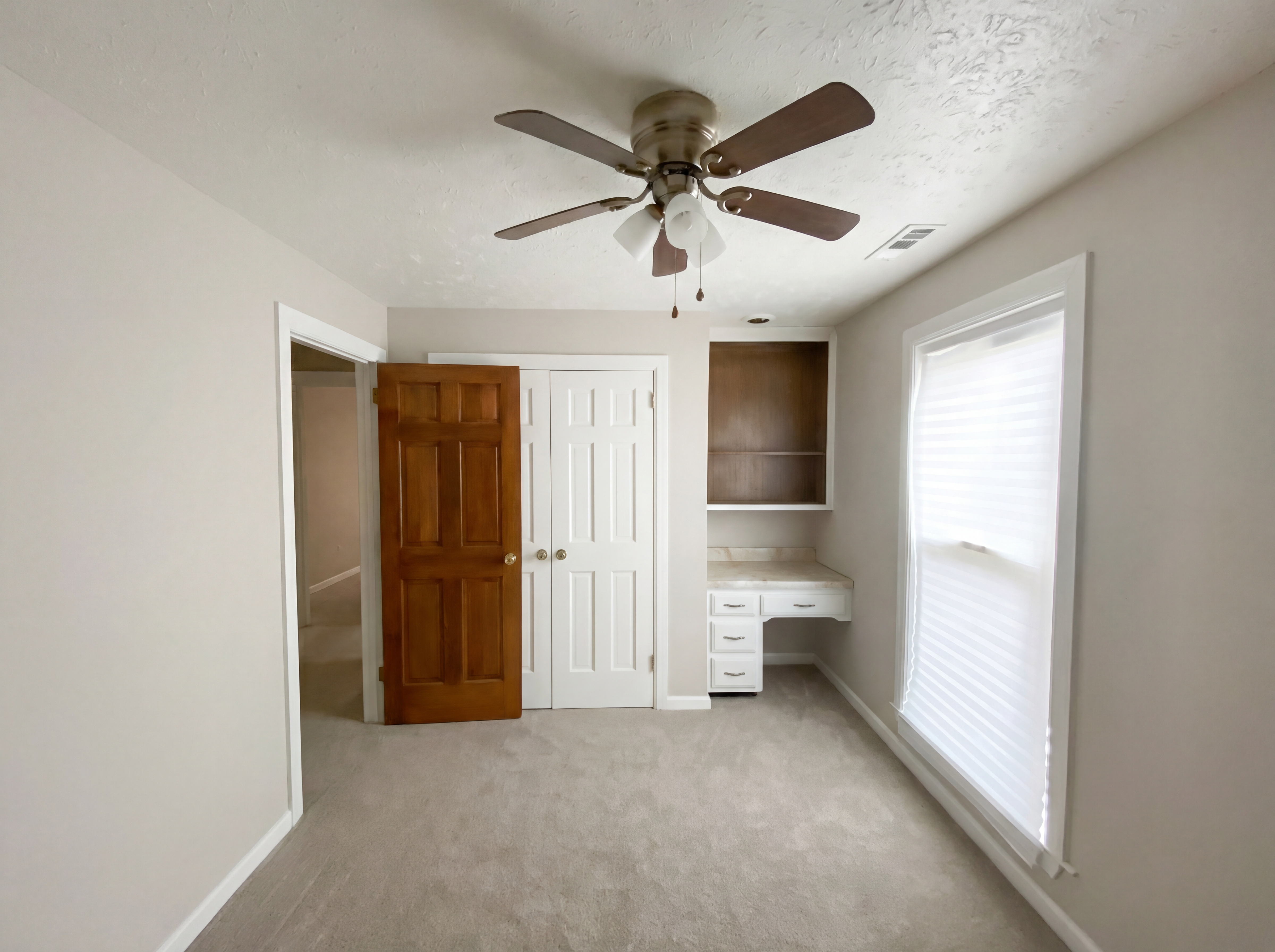 Photo 4 of 27 of 1221 Dalraida Rd, Montgomery, AL