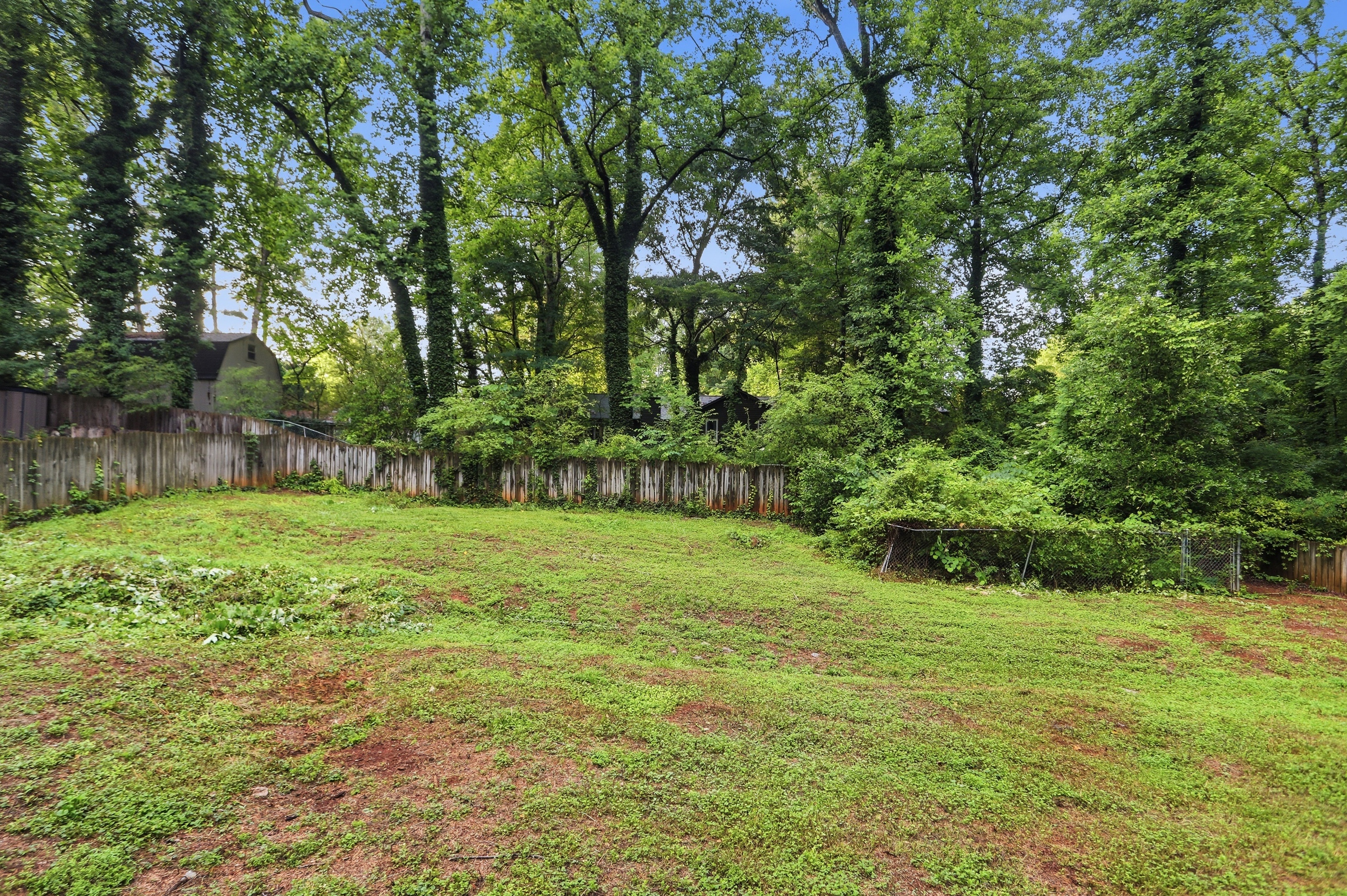 Photo 33 of 37 of 1485 Barrier Rd, Marietta, GA