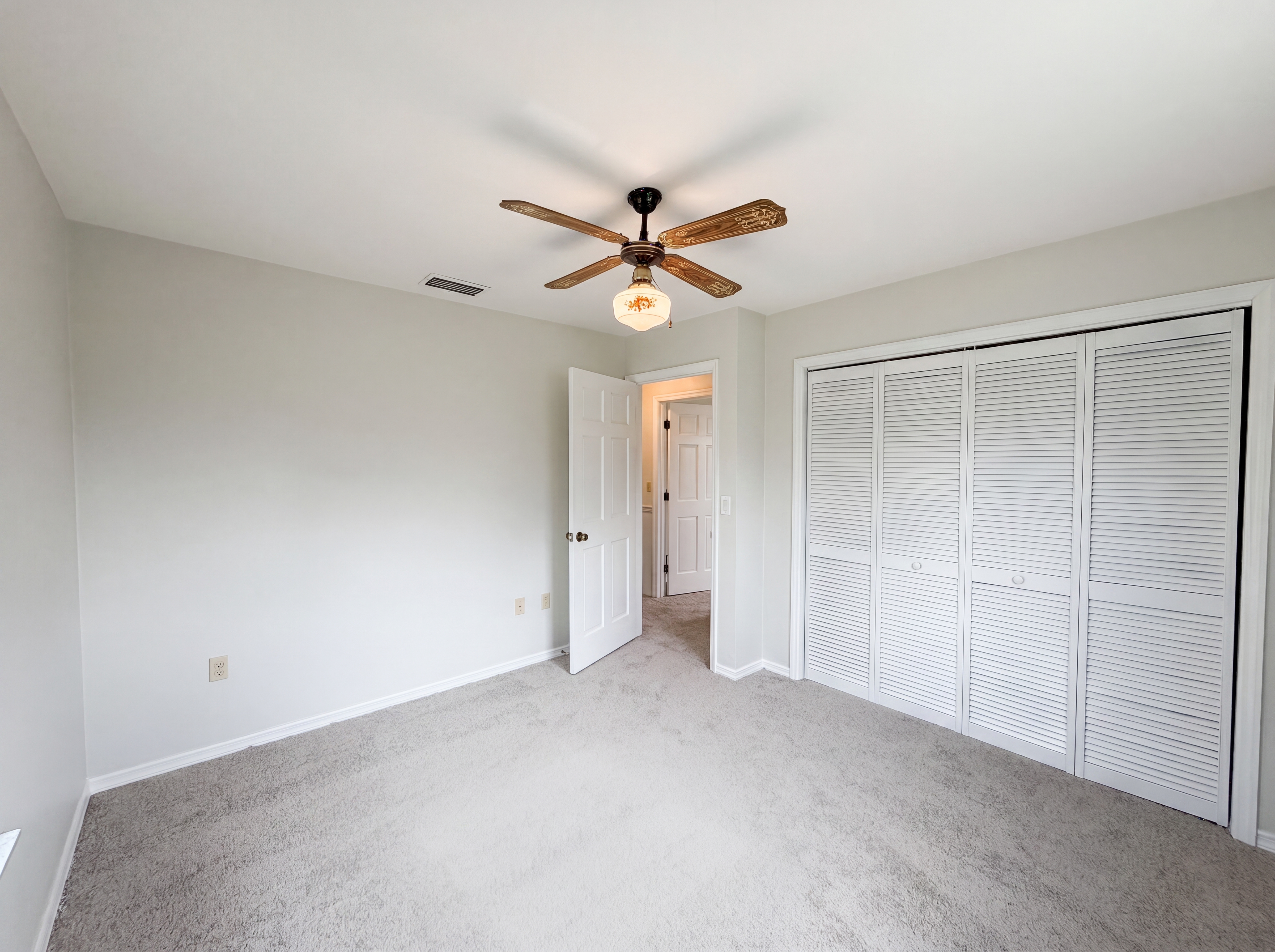 Photo 16 of 23 of 14181 SW 101st Ln, Dunnellon, FL
