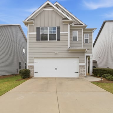 Property photo 1 of 208 Bluffton Ct