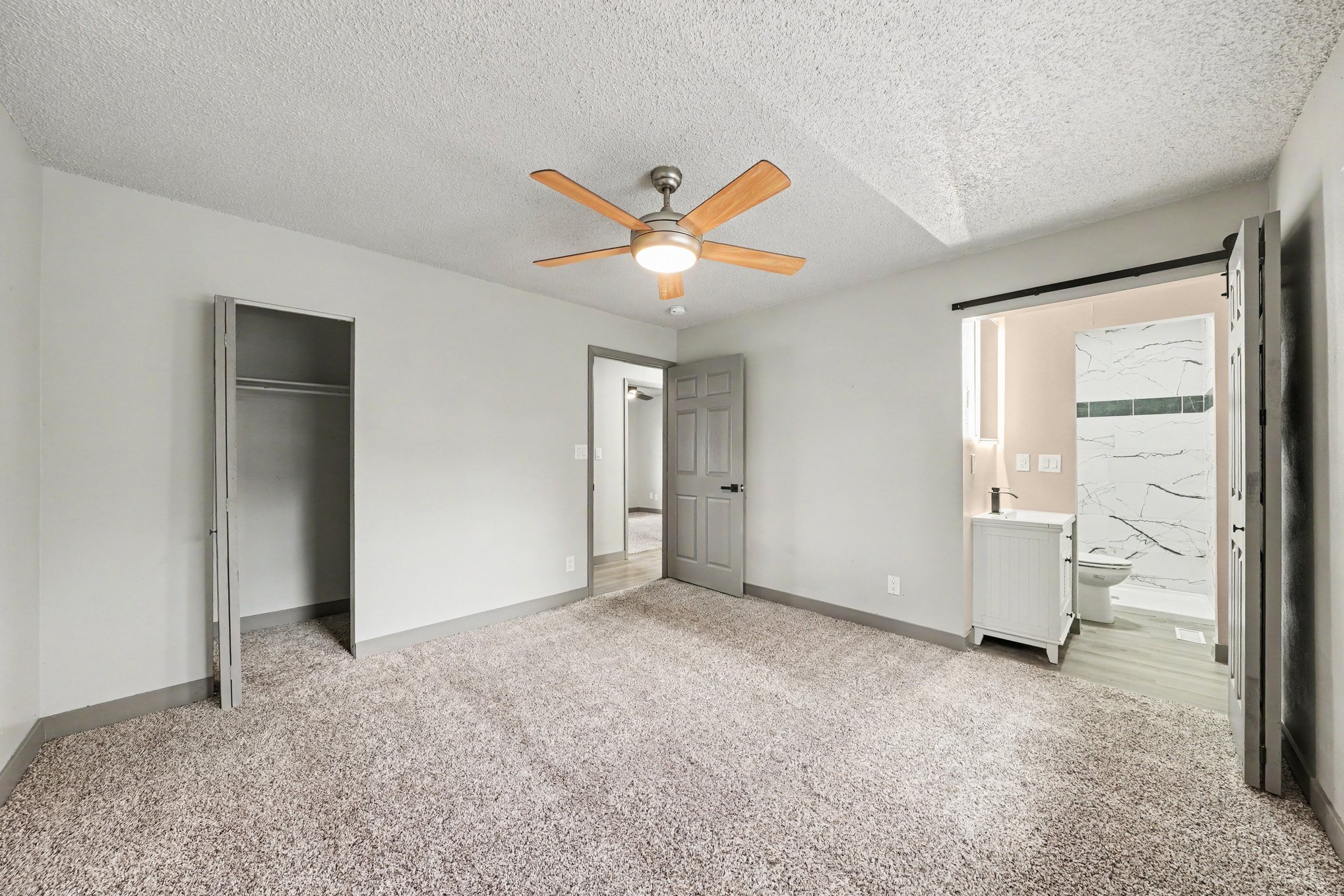Photo 4 of 16 of 6895 Defoe Ave, Colorado Springs, CO