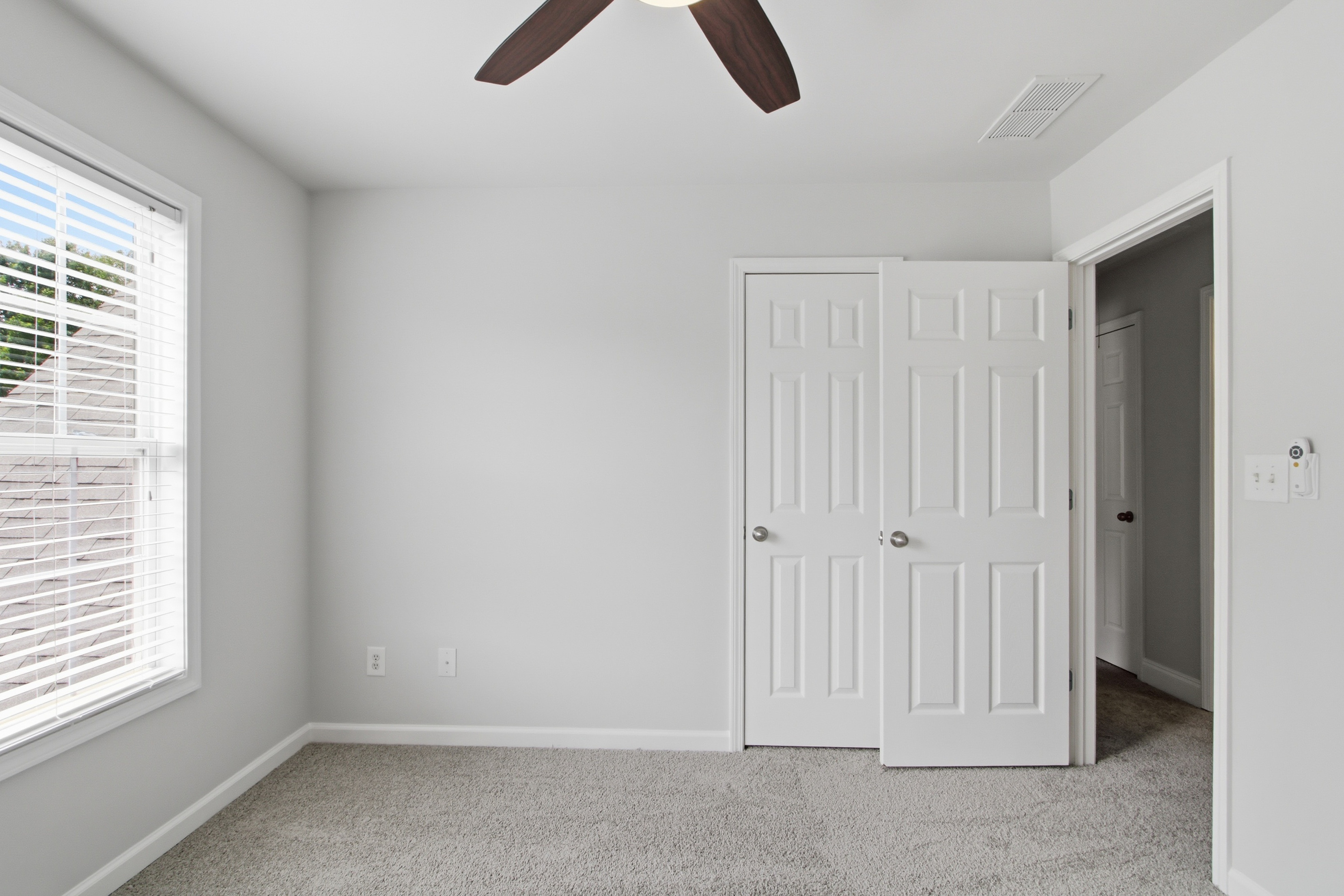 Photo 20 of 46 of 30 Roberson Dr NE, Cartersville, GA