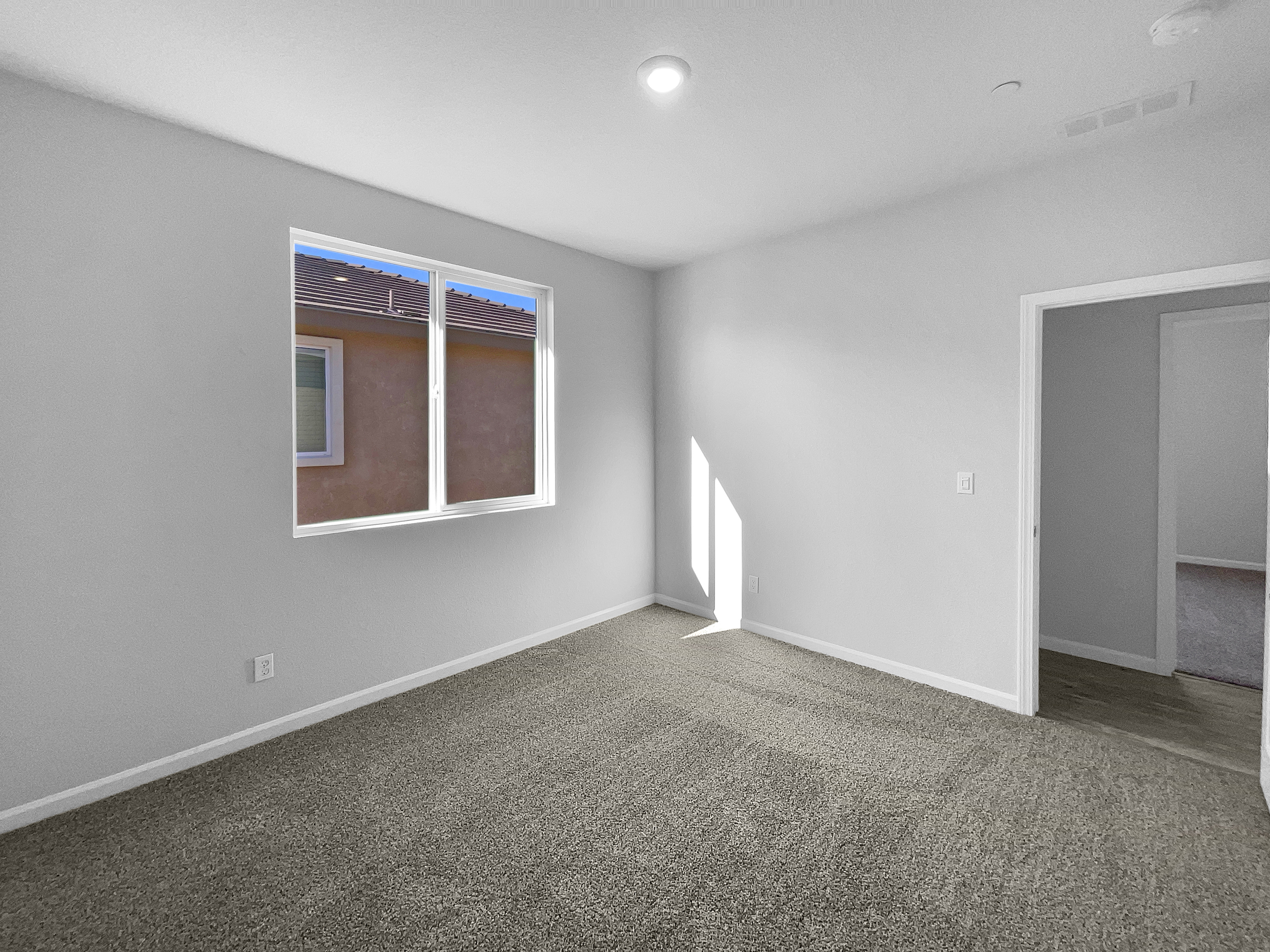 Photo 16 of 33 of 8416 Tapies Way, Elk Grove, CA