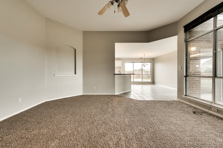 Photo 19 of 34 - 600 Country Meadow Dr, Murphy, TX 75094