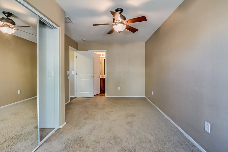 Photo 4 of 28 - 4273 E Jasper Dr, Gilbert, AZ 85296
