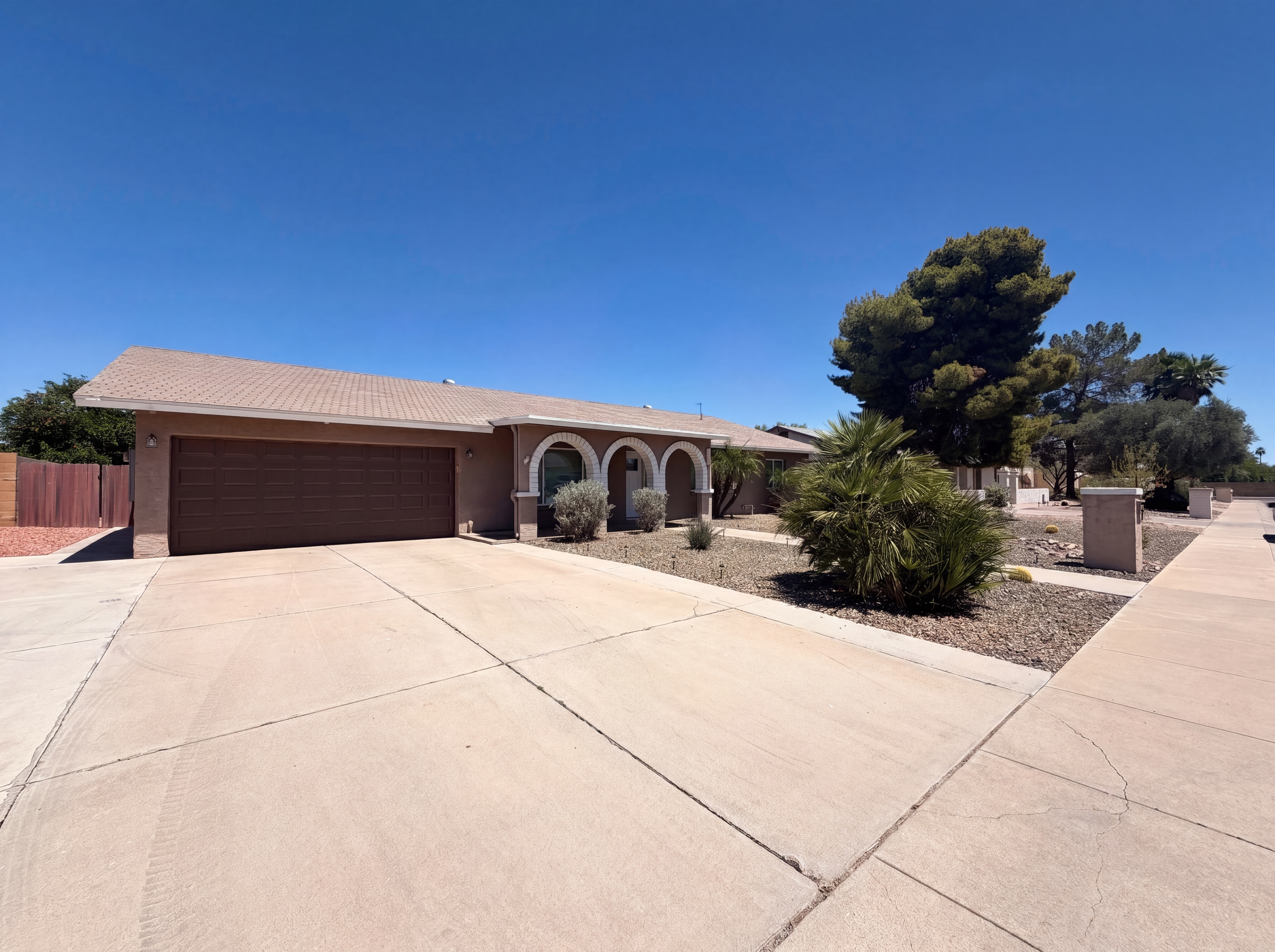 Photo 17 of 22 of 3028 E Marilyn Rd, Phoenix, AZ