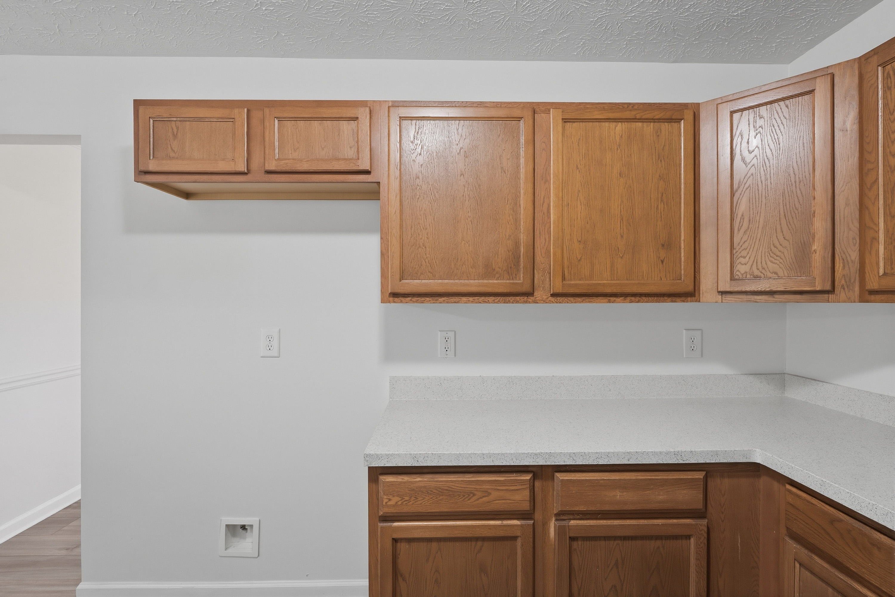 Photo 11 of 41 of 2213 Pine View Trl, Ellenwood, GA