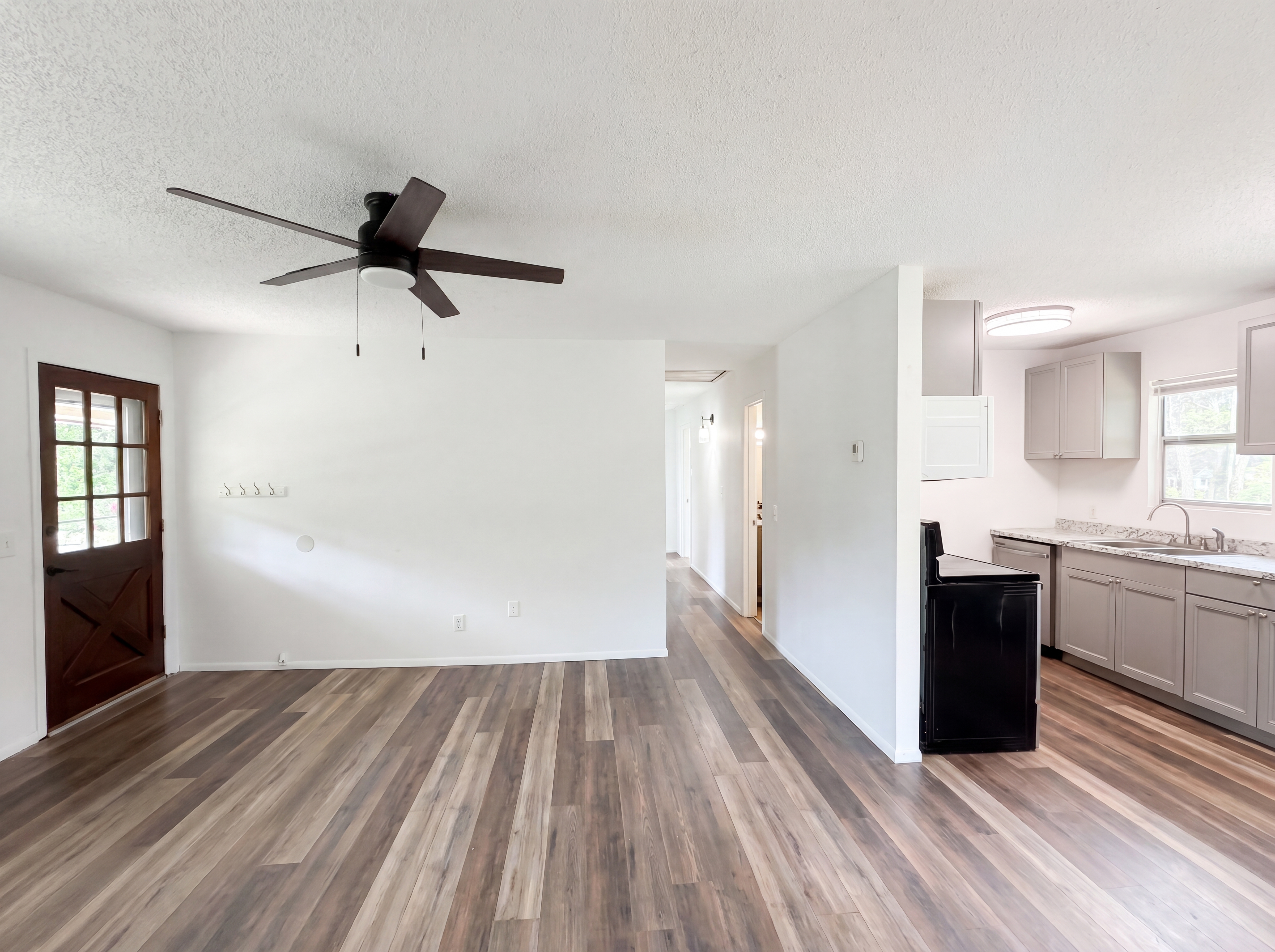 Photo 7 of 20 of 22415 Horizon Vistas Dr, Eustis, FL