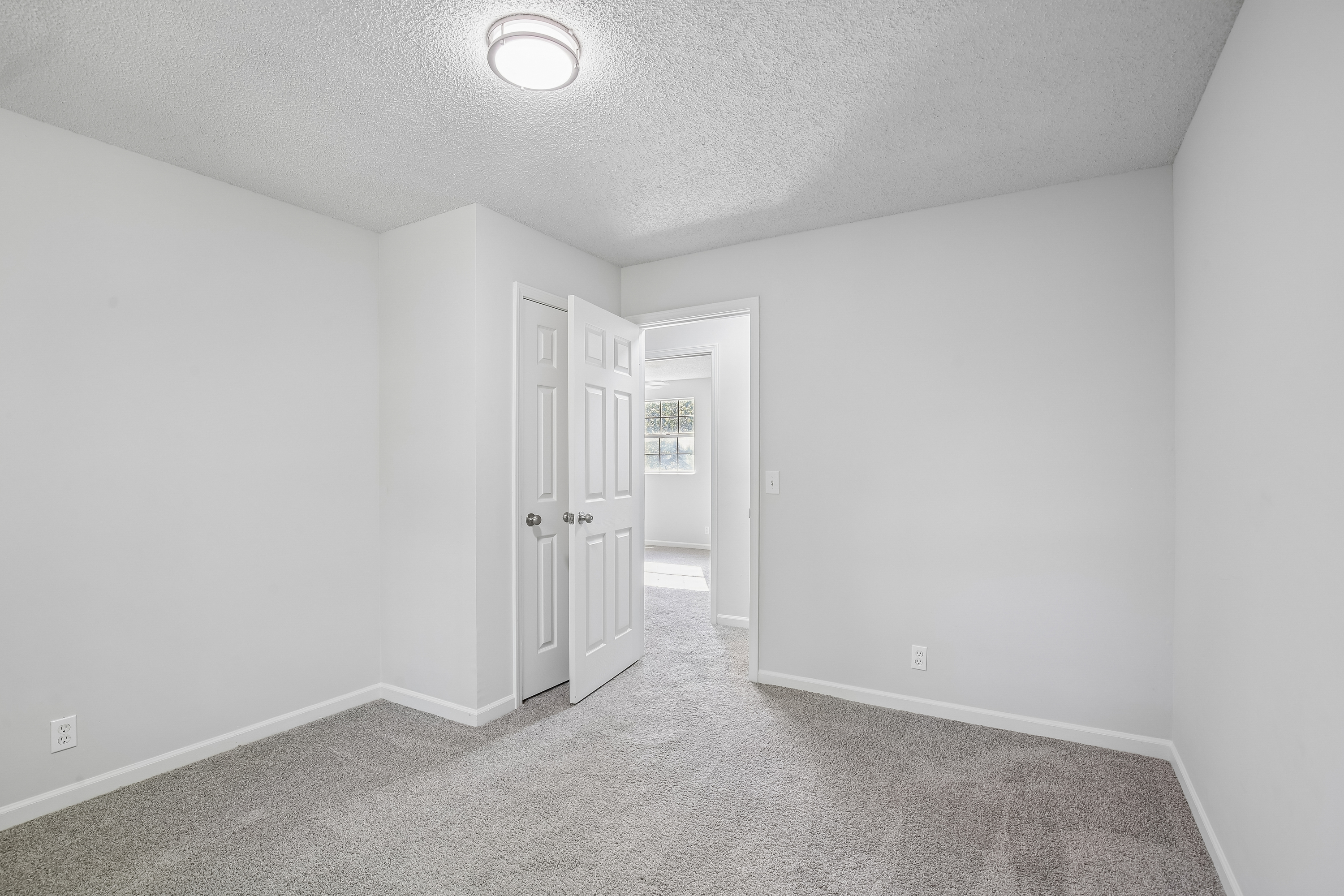 Photo 59 of 79 of 5148 Roxborough Dr, Hermitage, TN