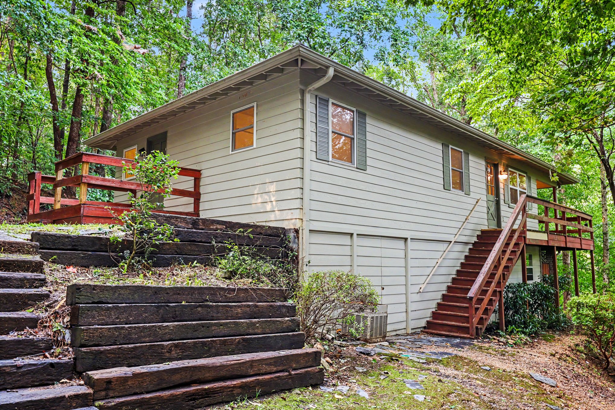 Photo 5 of 17 of 784 Beaver Lake Dr, Ellijay, GA
