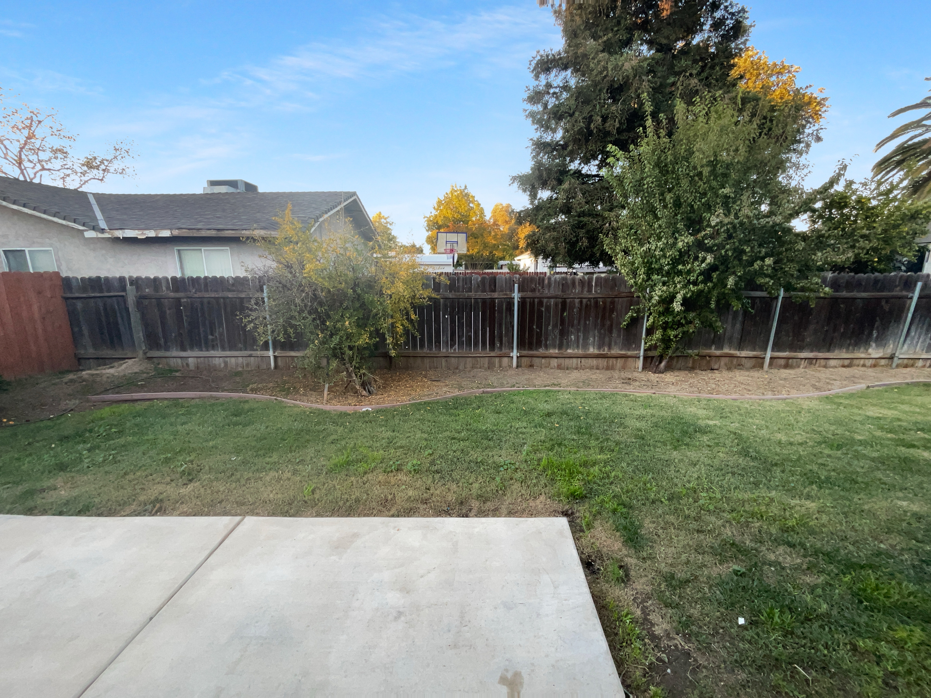 Photo 19 of 22 of 1109 Frienza Ave, Sacramento, CA