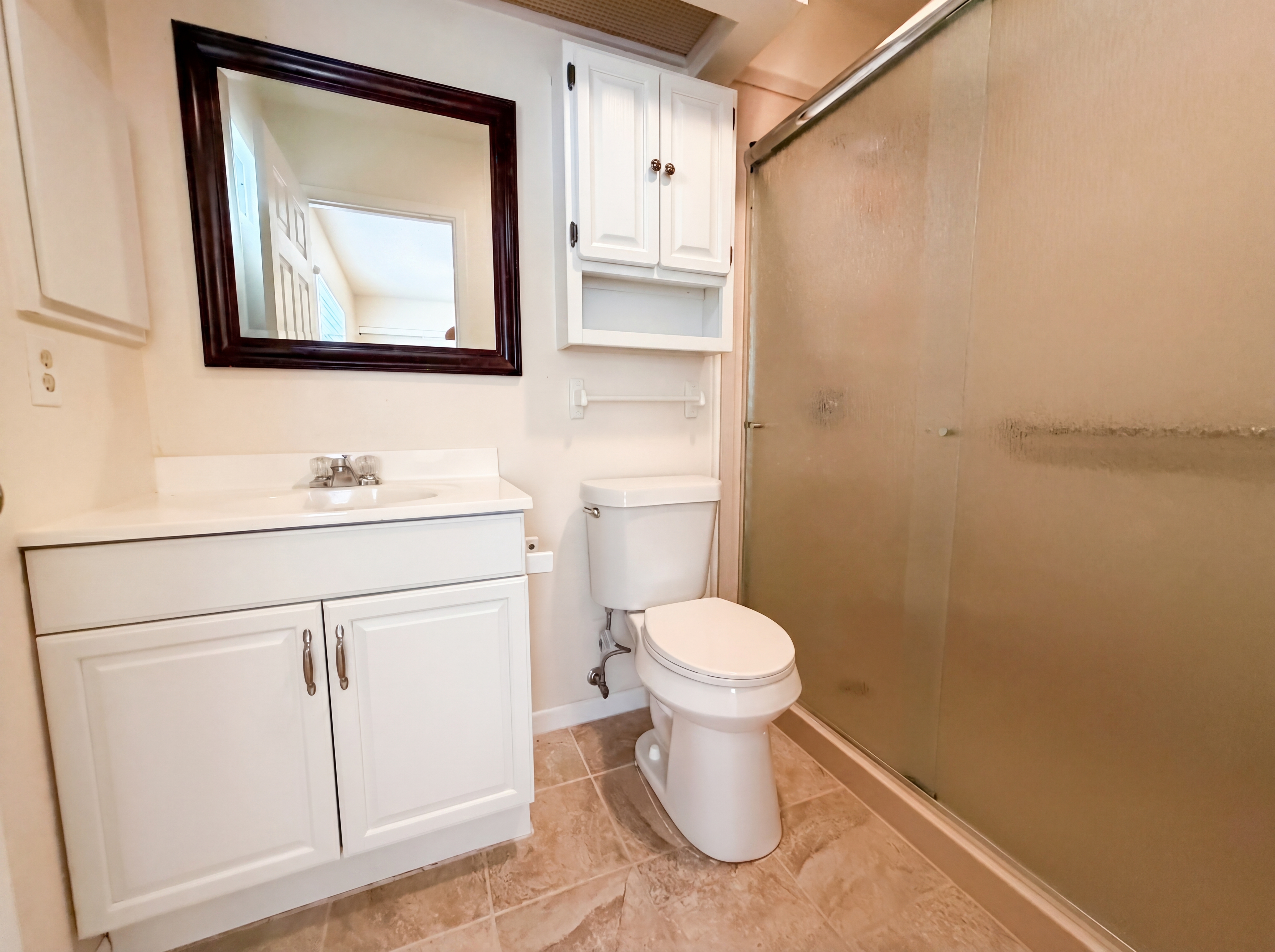 Photo 11 of 17 of 528 Pecan Dr, Schertz, TX