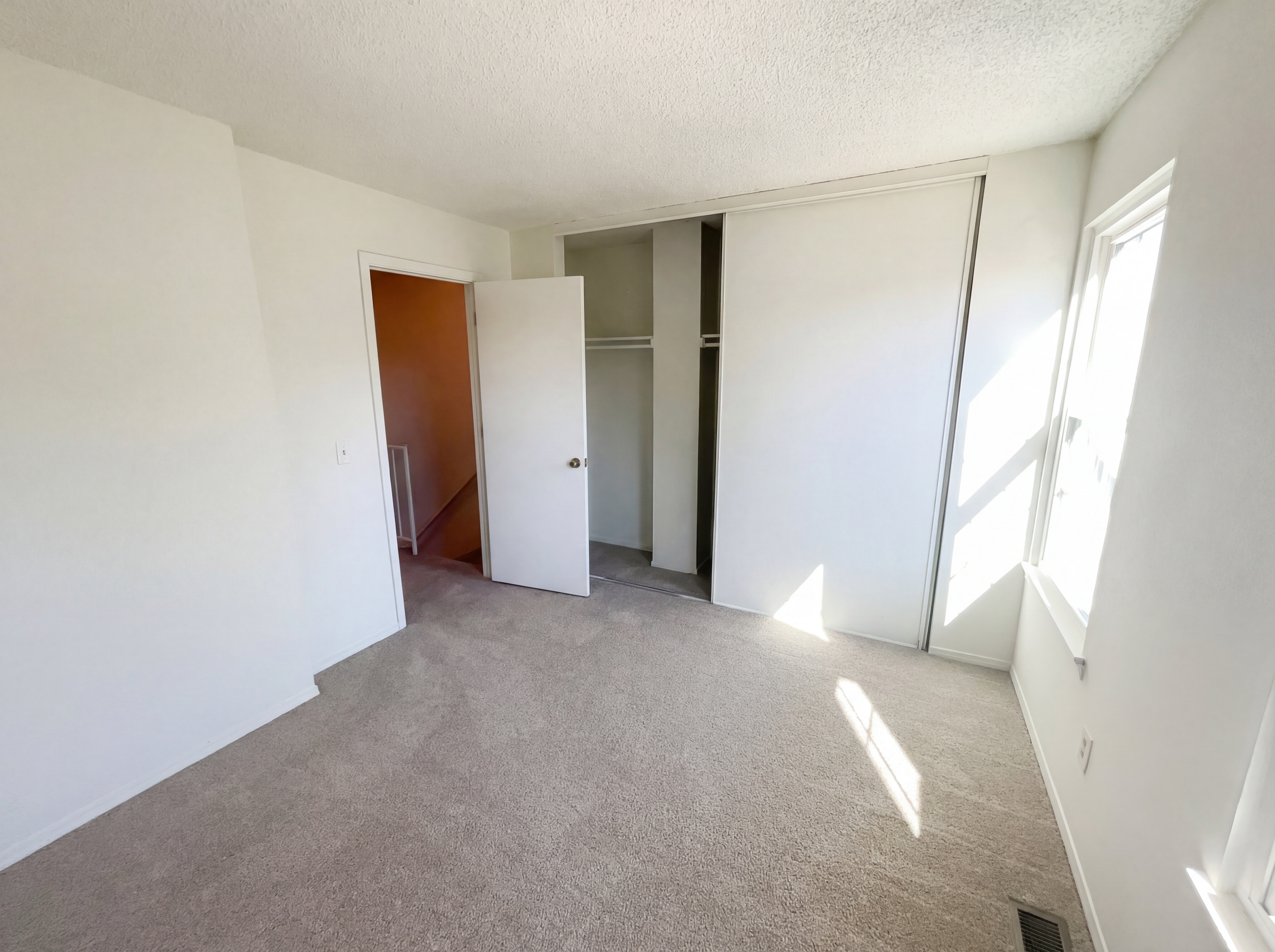 Photo 12 of 26 of 3437 Queen Anne Way, Colorado Springs, CO