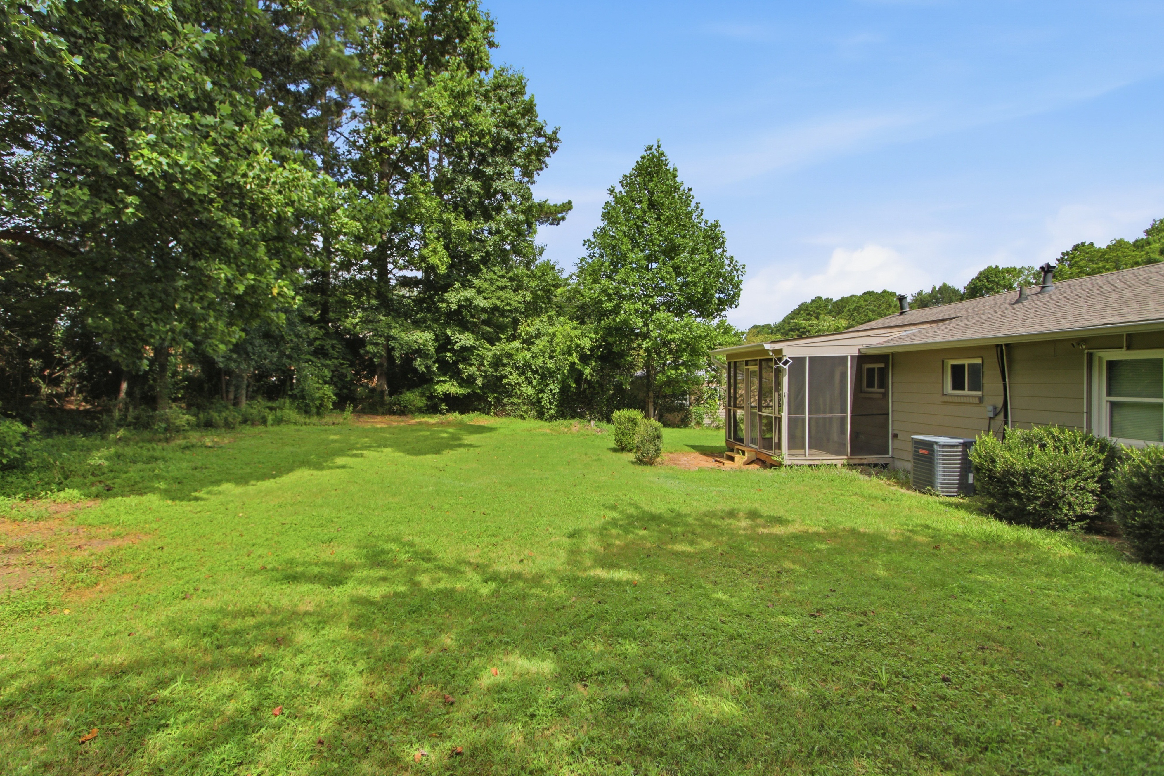 Photo 24 of 26 of 414 Paulding Ln, Dallas, GA