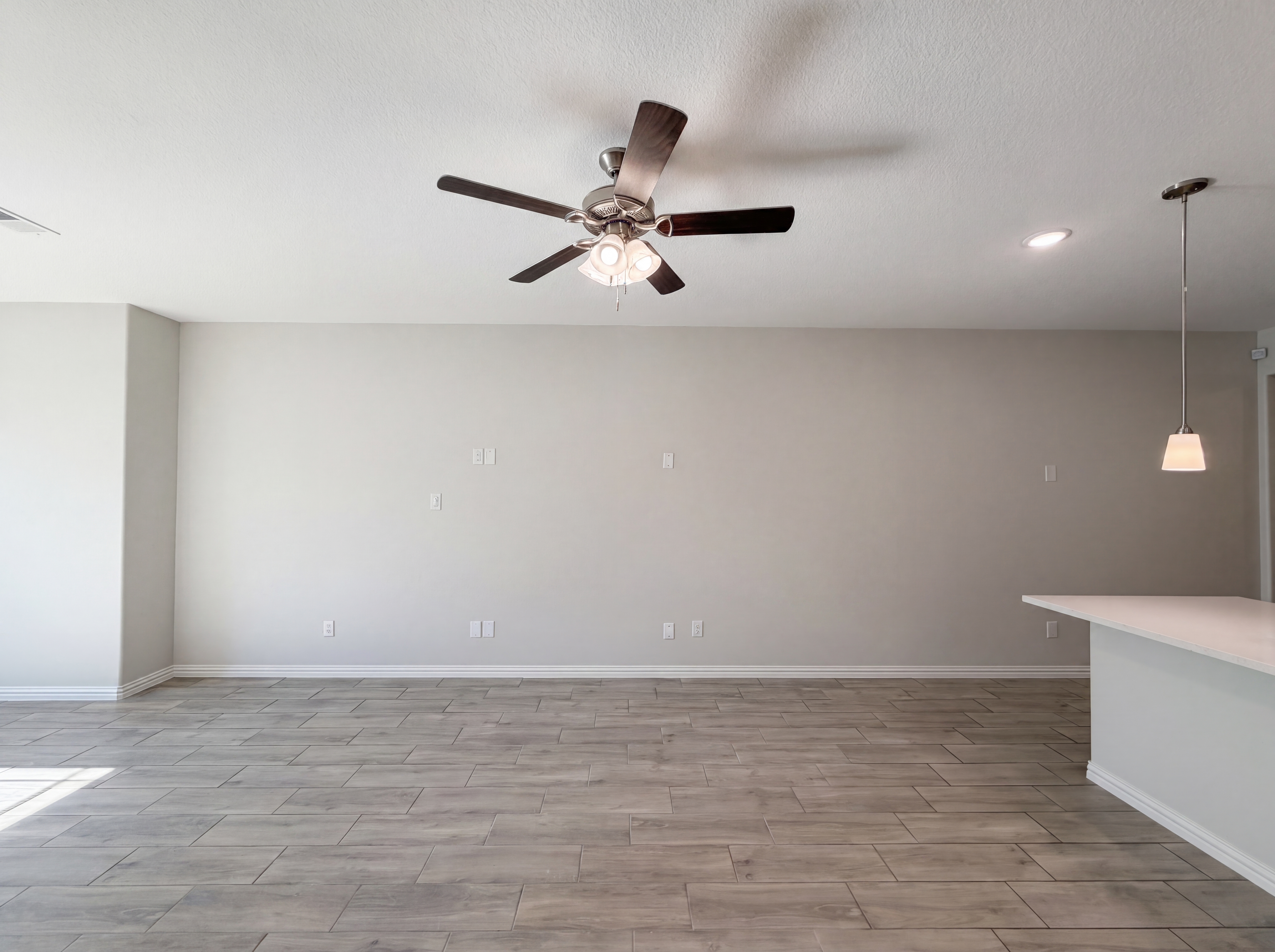 Photo 7 of 21 of 6705 Farsight Dr, Fort Worth, TX