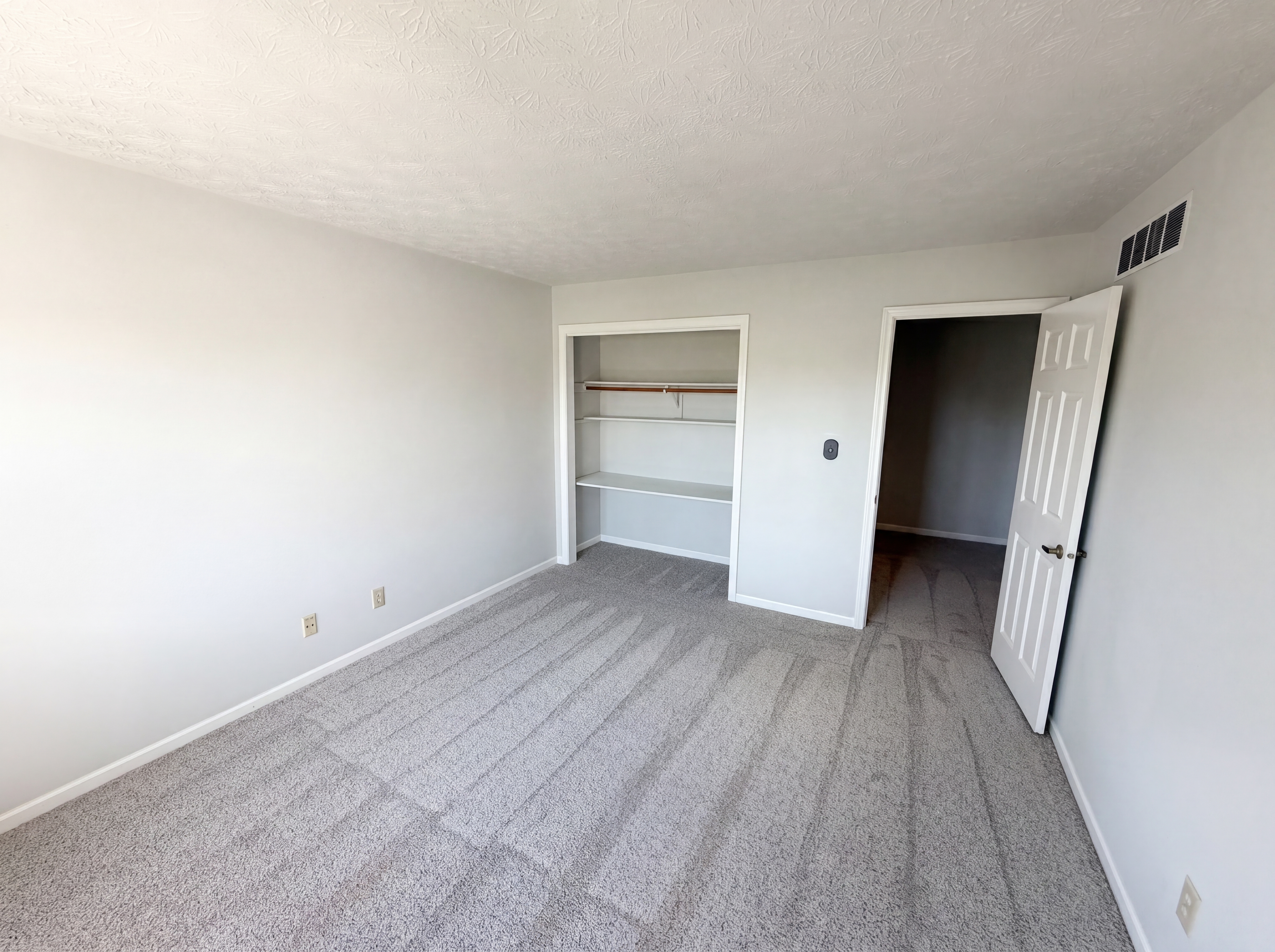 Photo 11 of 19 of 9463 Maple Way, Indianapolis, IN