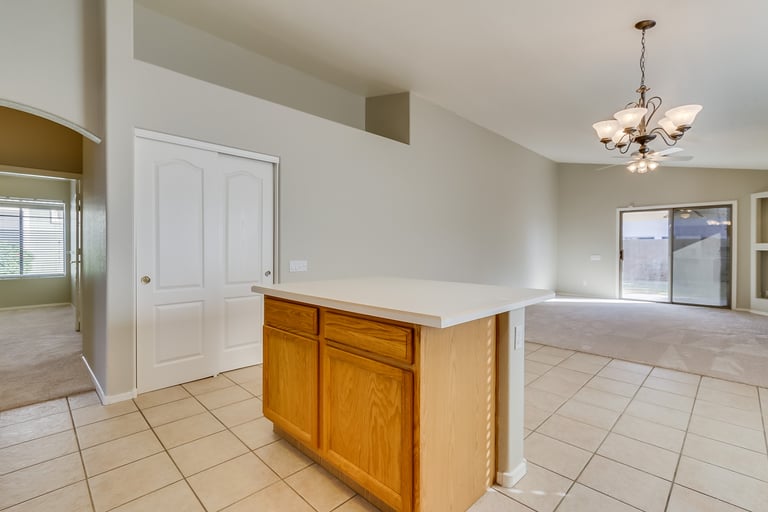 Photo 10 of 35 - 8651 E Monte Ave, Mesa, AZ 85209
