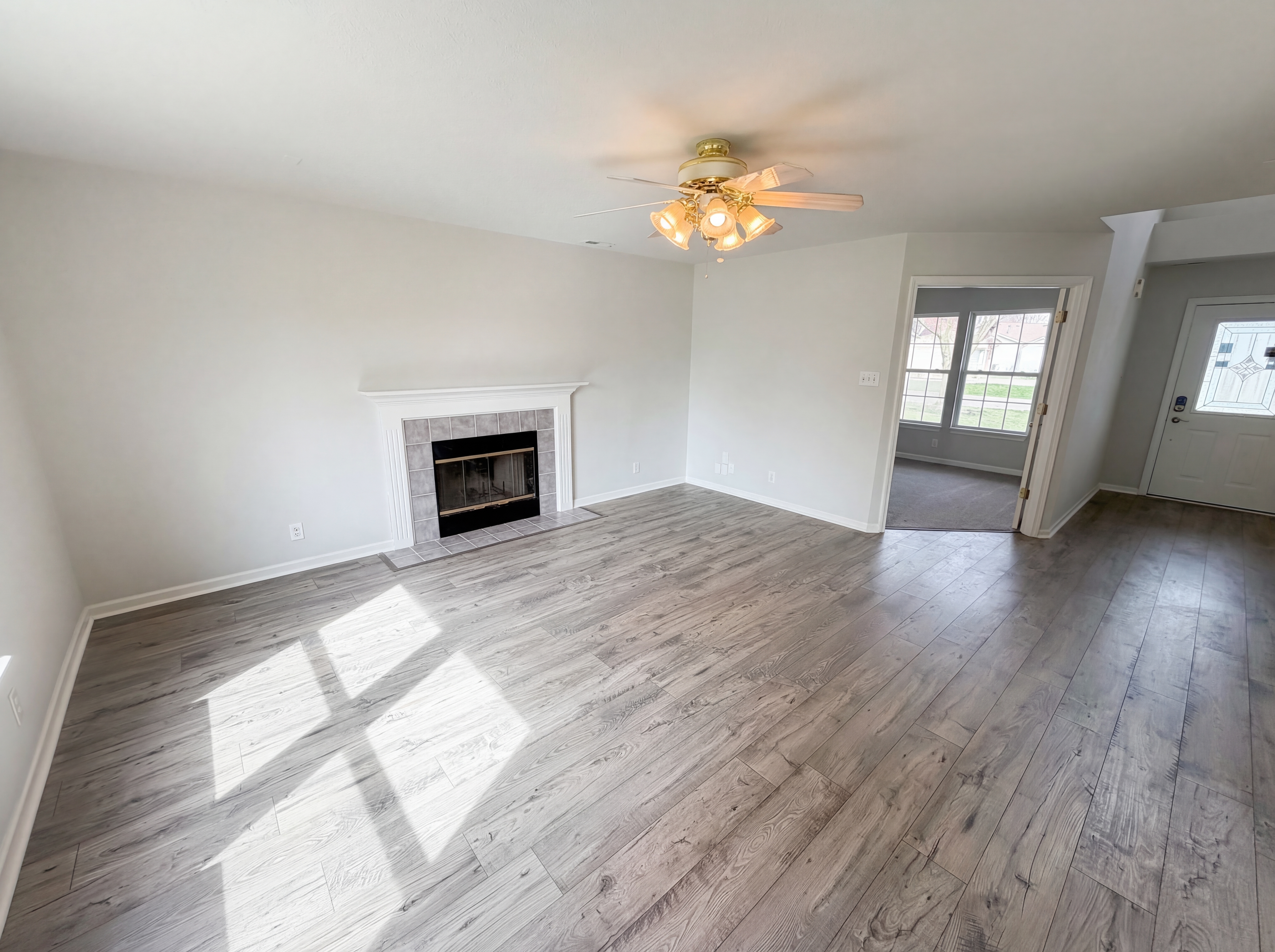 Photo 8 of 31 of 7910 Arvada Pl, Indianapolis, IN
