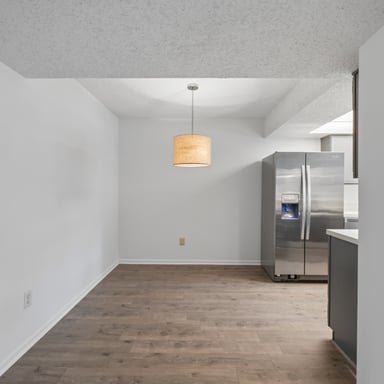 Property photo 3 of 9260 Niki Pl Apt 201