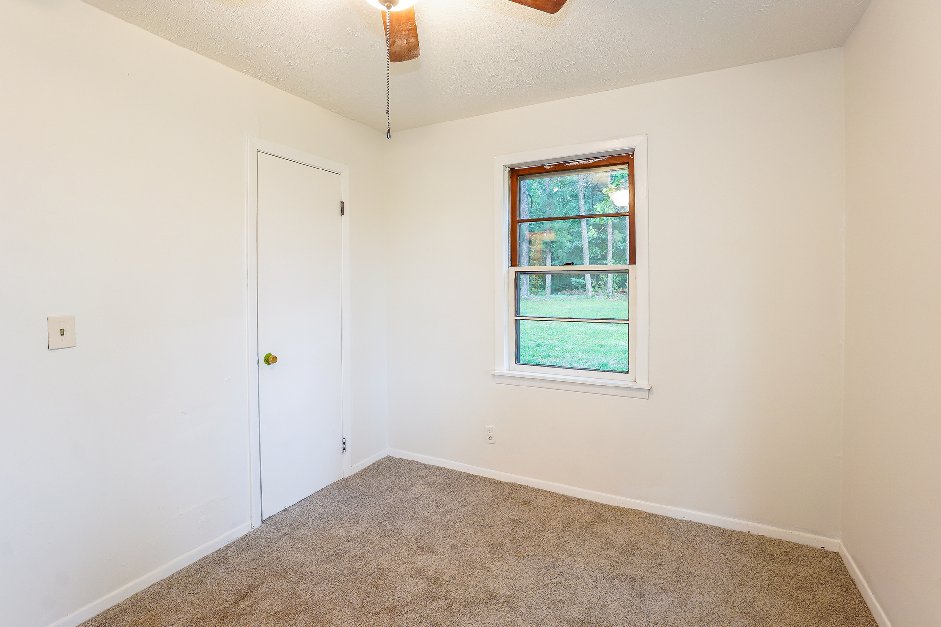 Photo 9 of 20 of 231 Foston Chapel Rd, Hopkinsville, KY