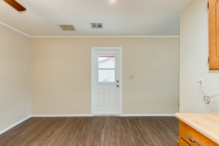 Photo 7 of 33 - 1028 N Dakota St, Chandler, AZ 85225