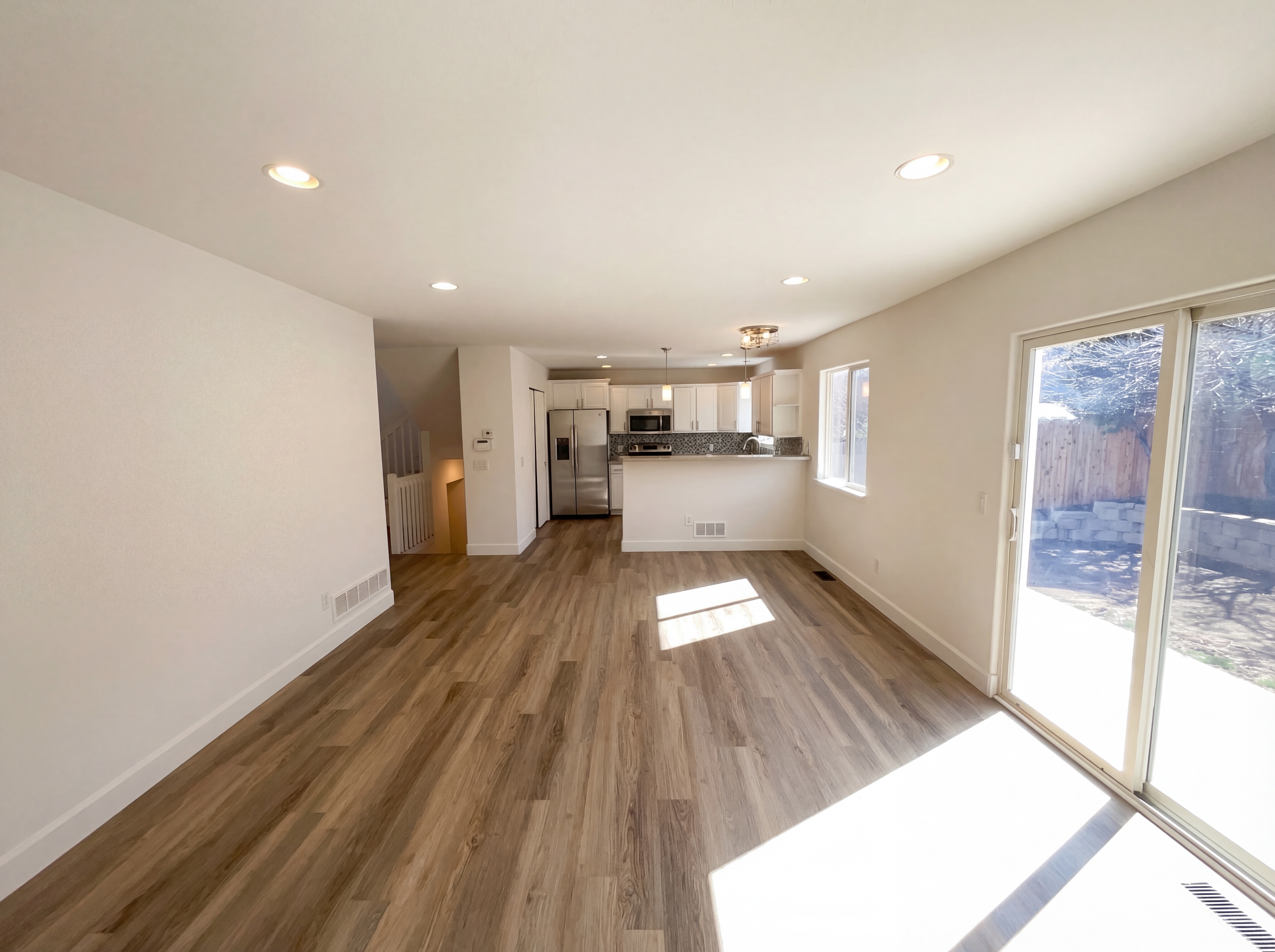 Photo 10 of 27 of 9686 Fairwood St, Littleton, CO