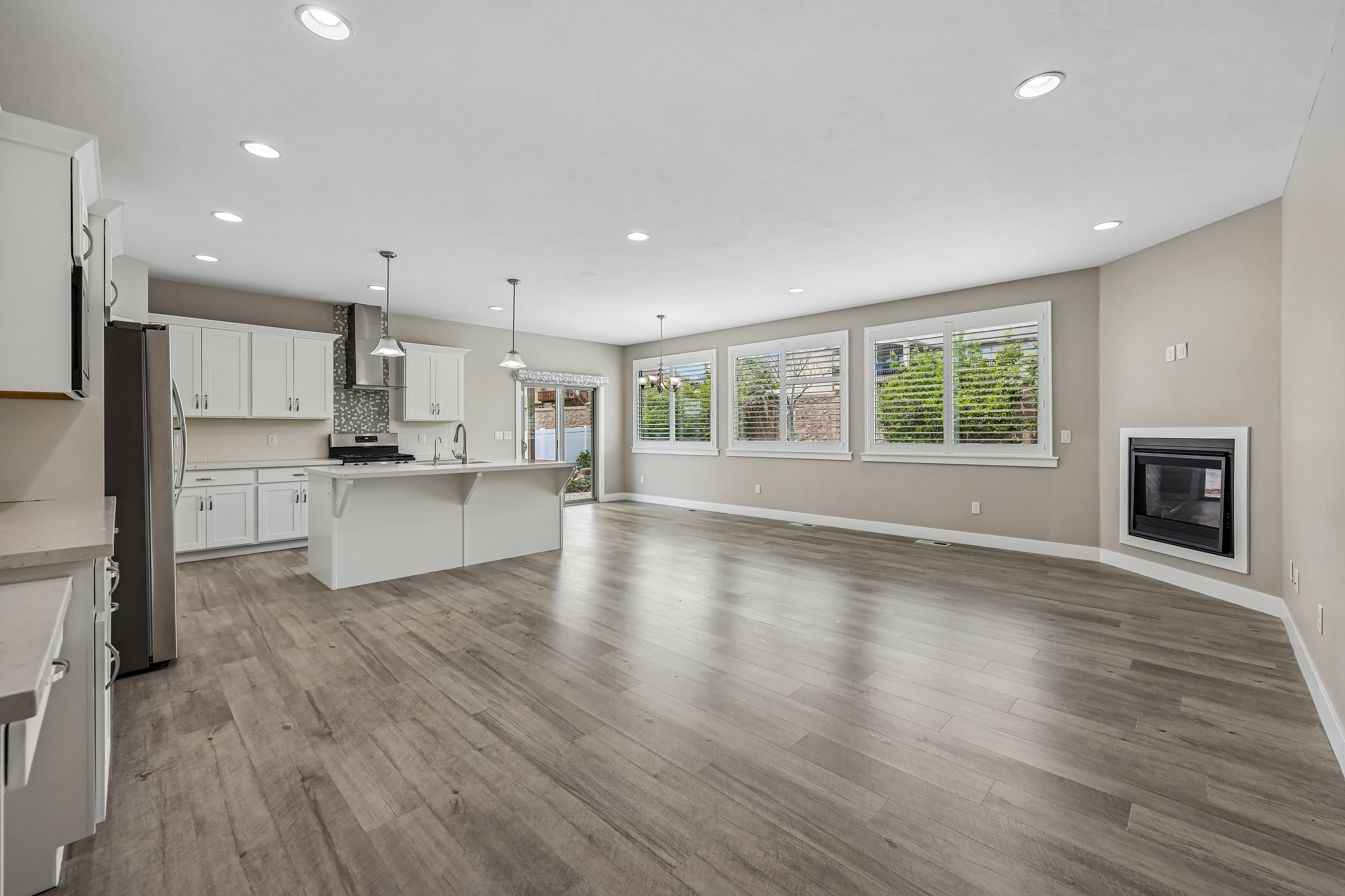 Photo 12 of 41 of 11512 S 4135 W, South Jordan, UT