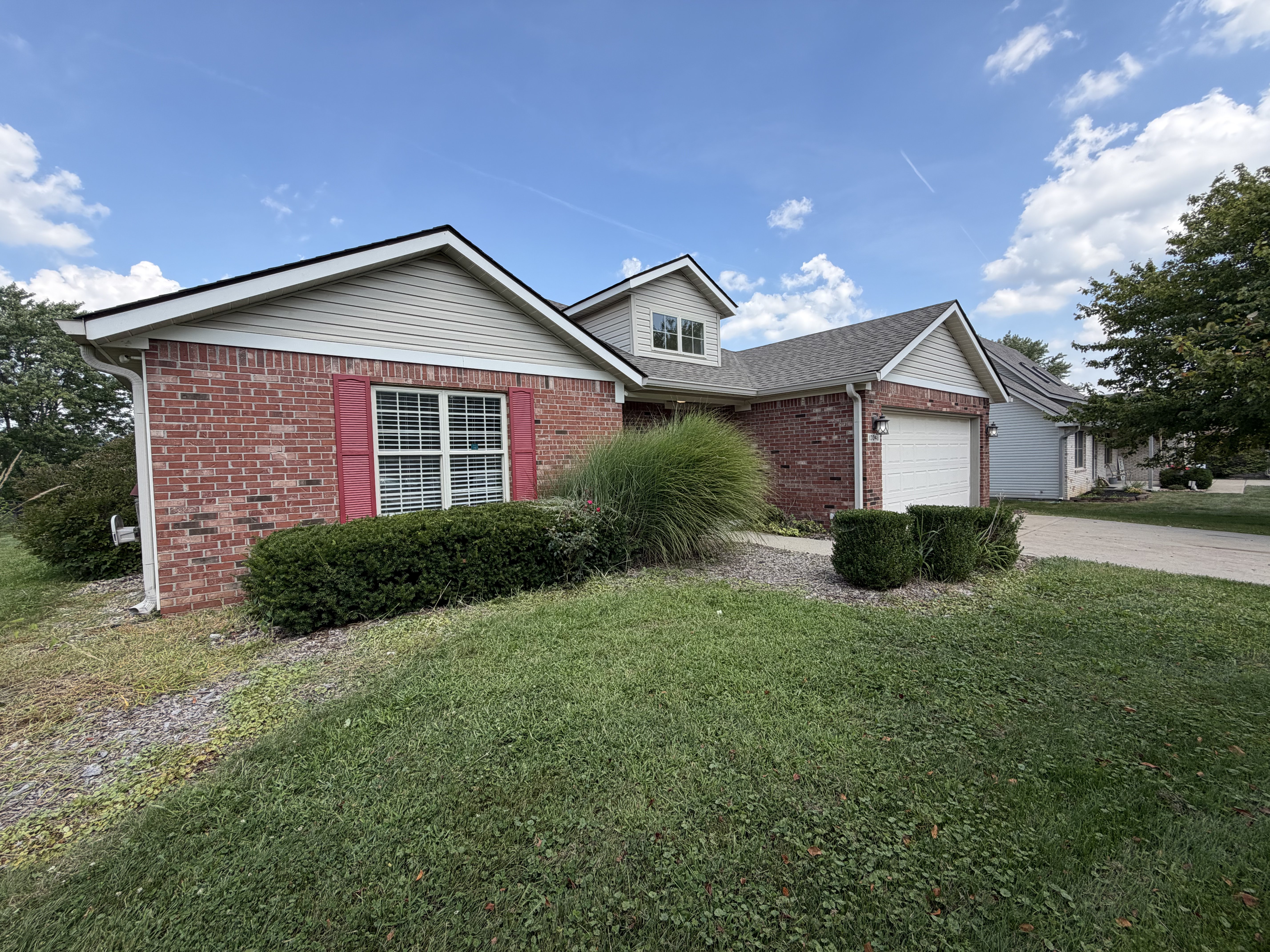 Photo 14 of 19 of 10048 Ironway Dr, Indianapolis, IN