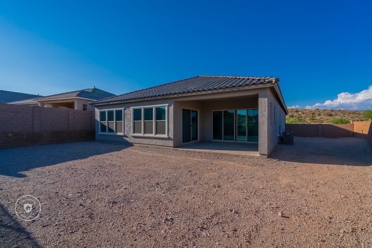 Photo 5 of 27 - 16453 W Valencia Dr, Goodyear, AZ 85338