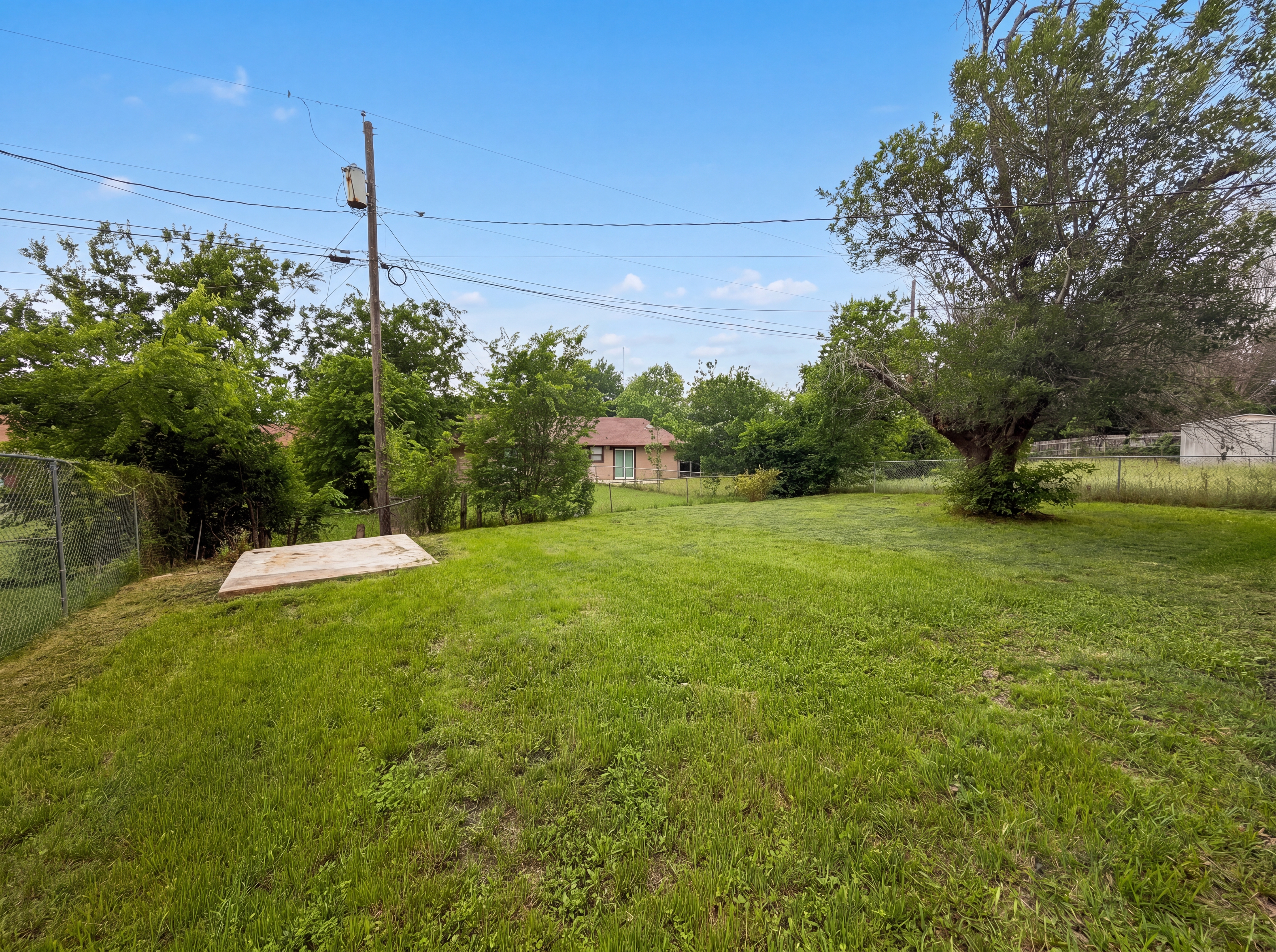 Photo 16 of 18 of 203 W Hogan Dr, Copperas Cove, TX