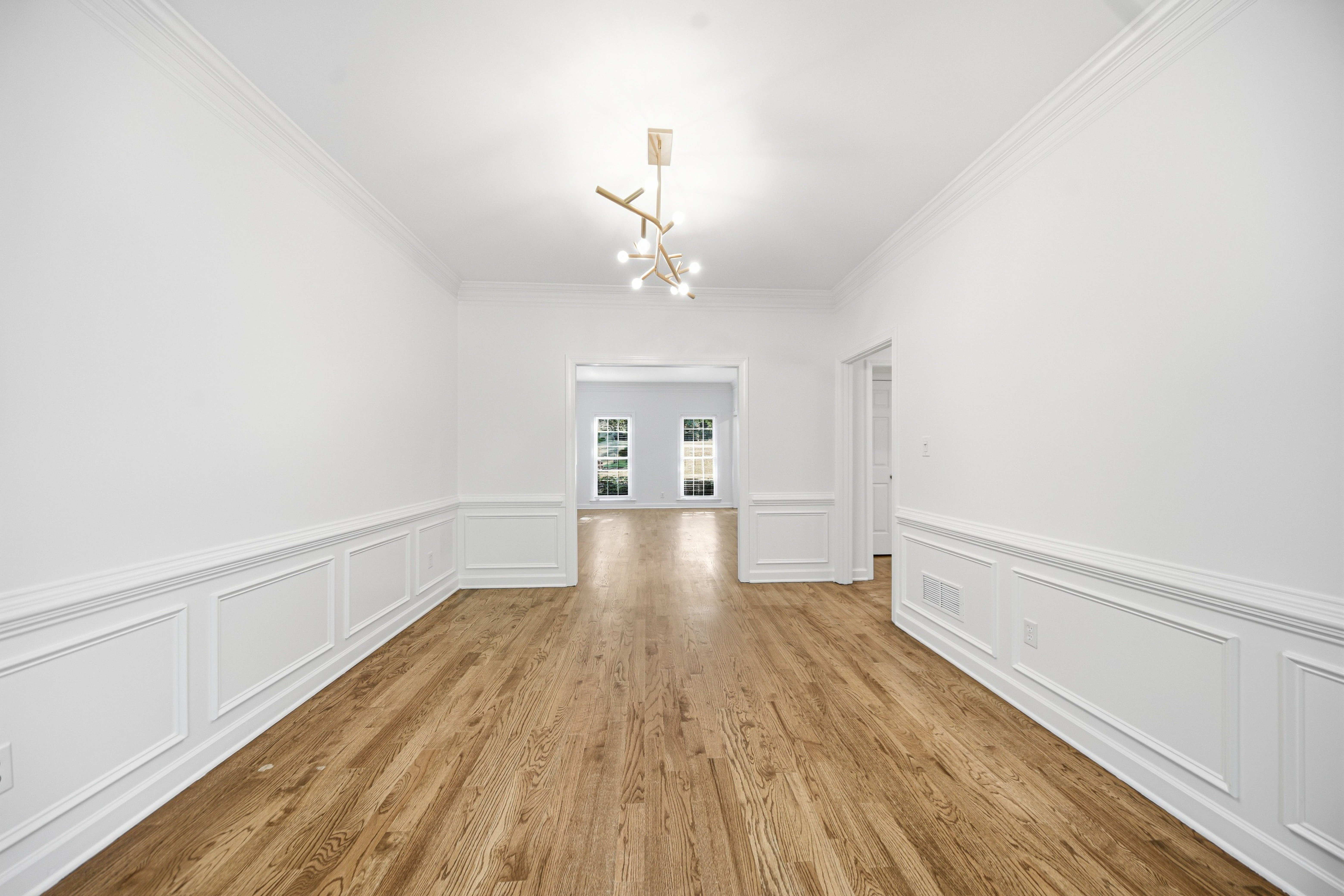 Photo 11 of 36 of 1440 Shade Tree Way, Alpharetta, GA