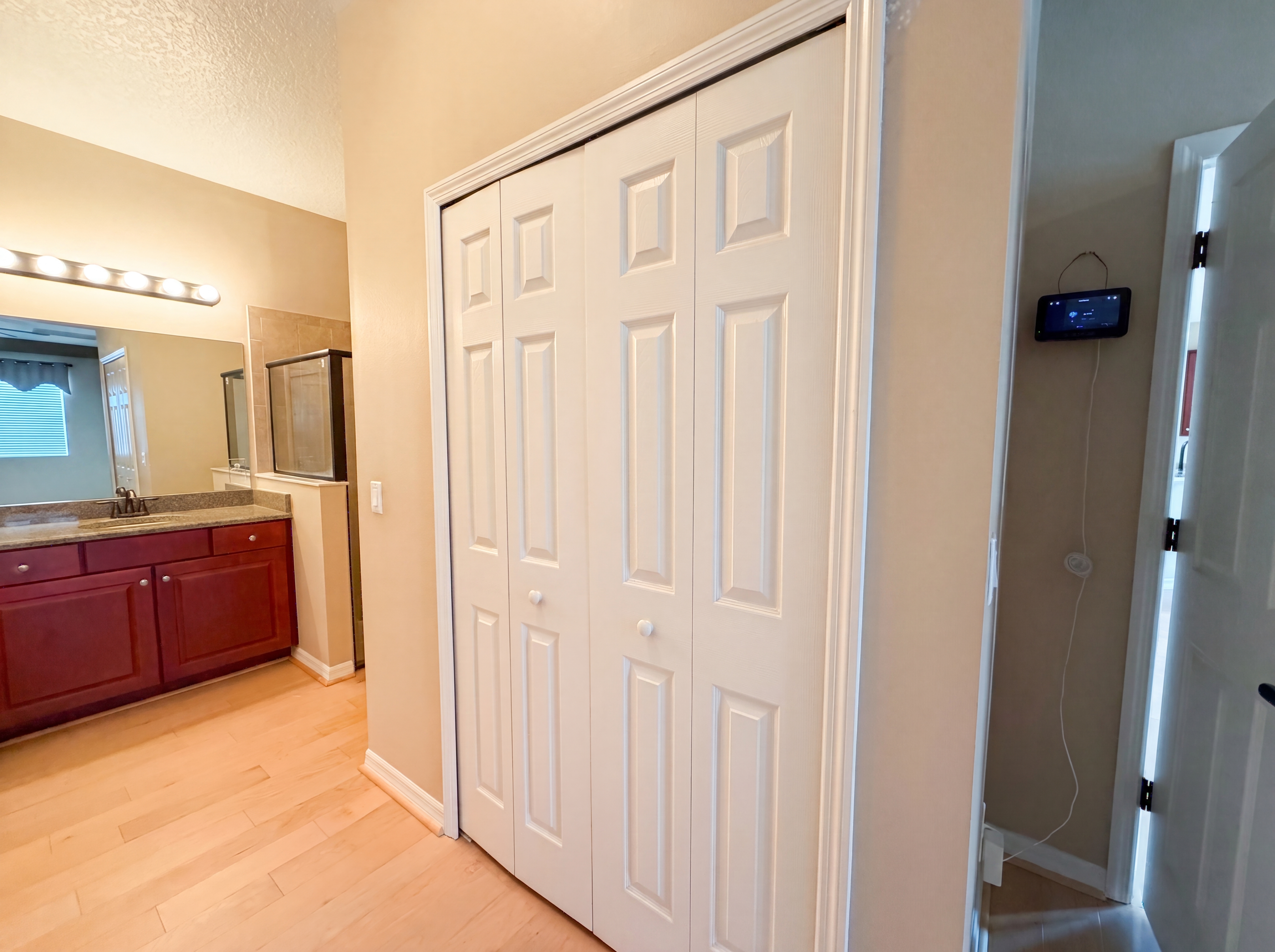 Photo 15 of 27 of 5605 Windsong Oak Dr, Leesburg, FL