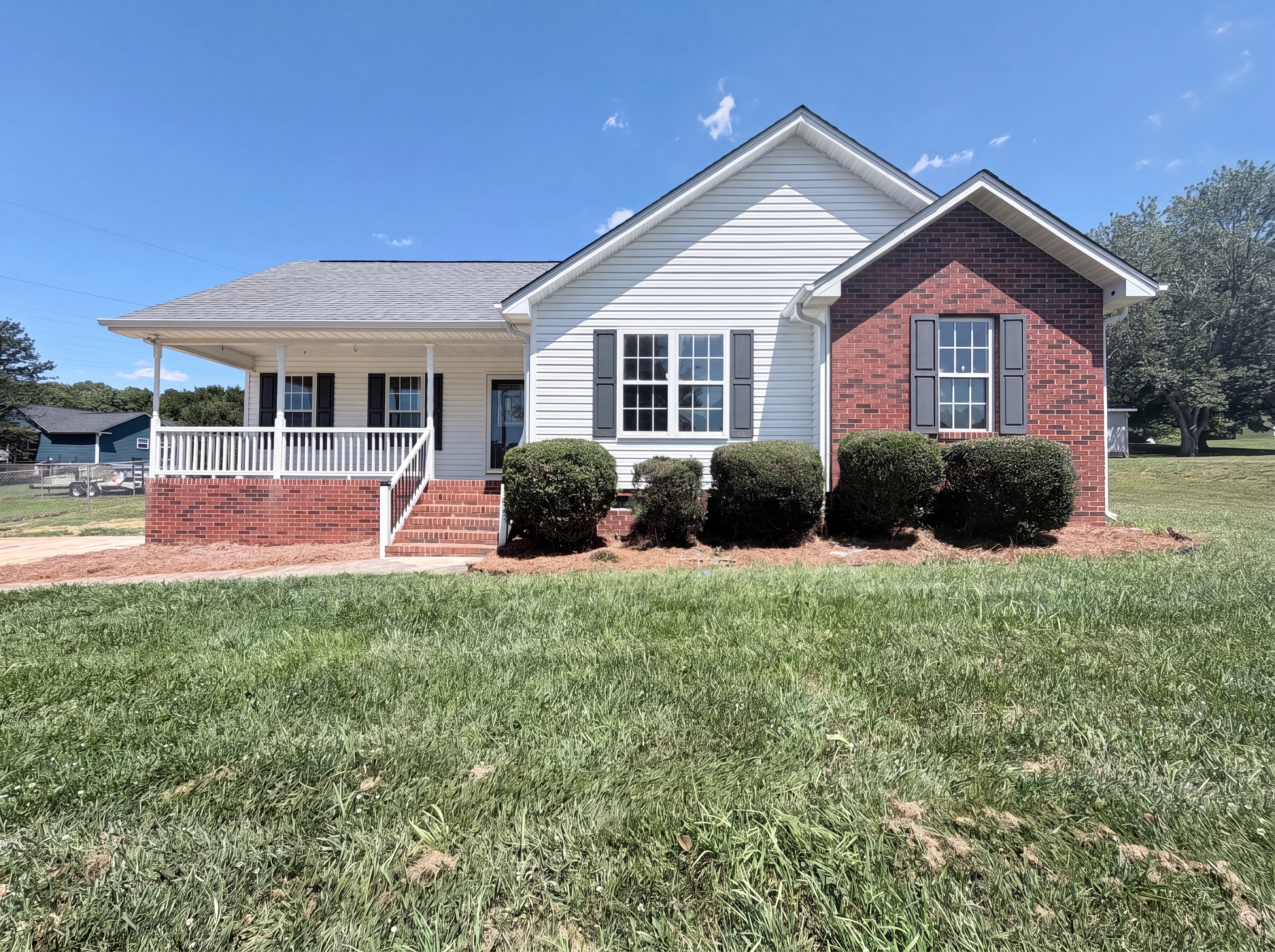 Photo 15 of 16 of 1011 Meagan Ct, Bessemer City, NC