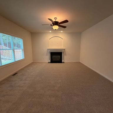 Property photo 3 of 330 Windy Pine Dr