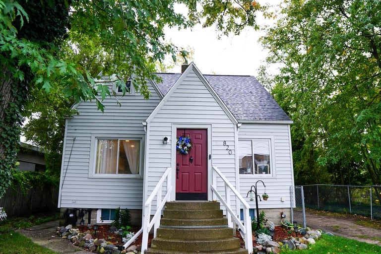 820 Woodlawn Ave, Grand Haven, MI 49417 Opendoor