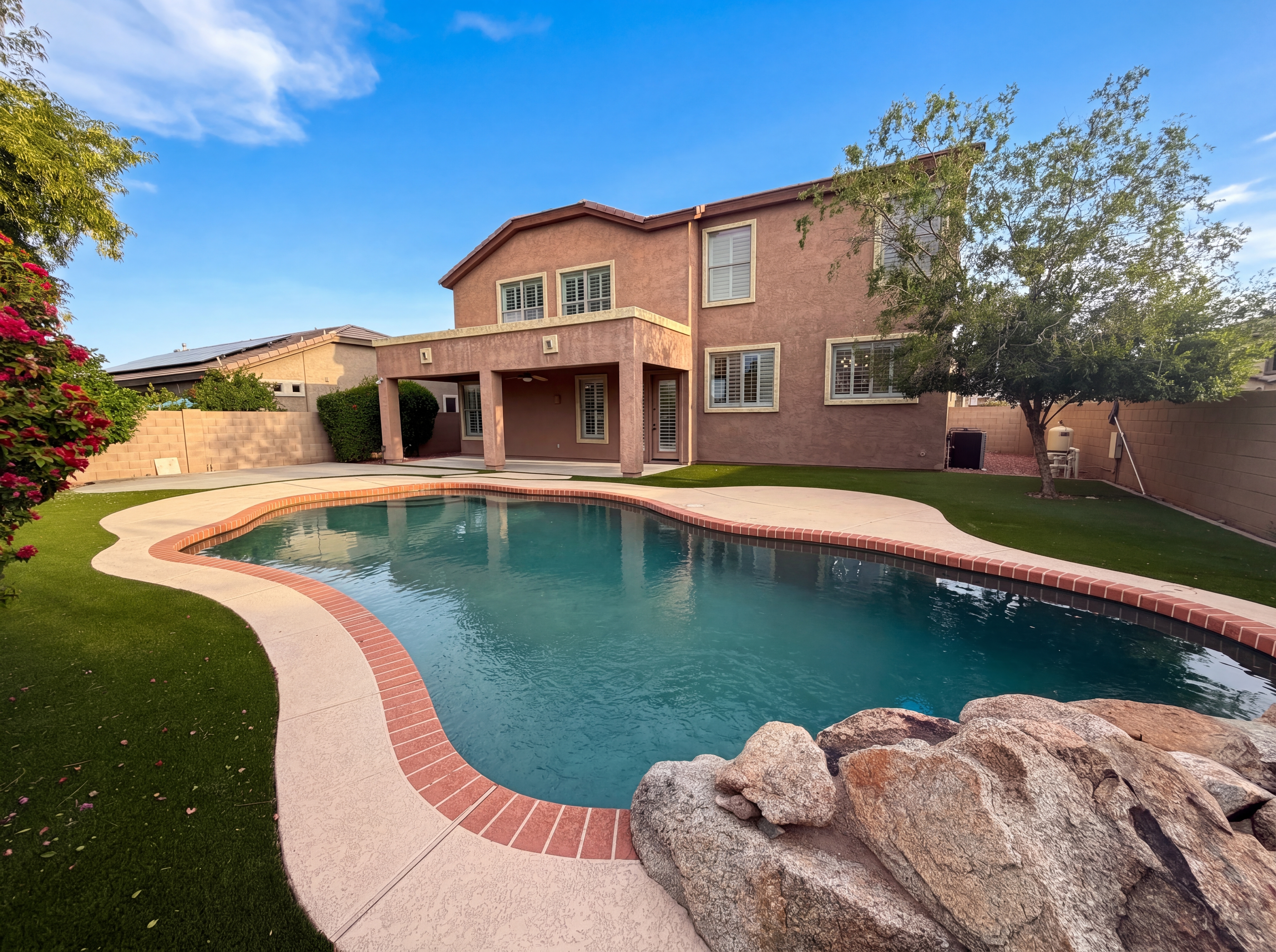 Photo 36 of 39 of 2113 W Eagle Feather Rd, Phoenix, AZ