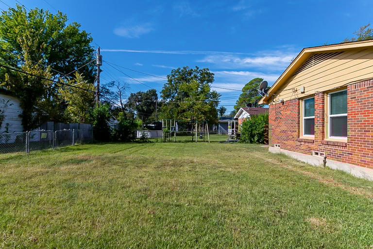 Photo 23 of 23 - 1618 Ridgeview St, Mesquite, TX 75149