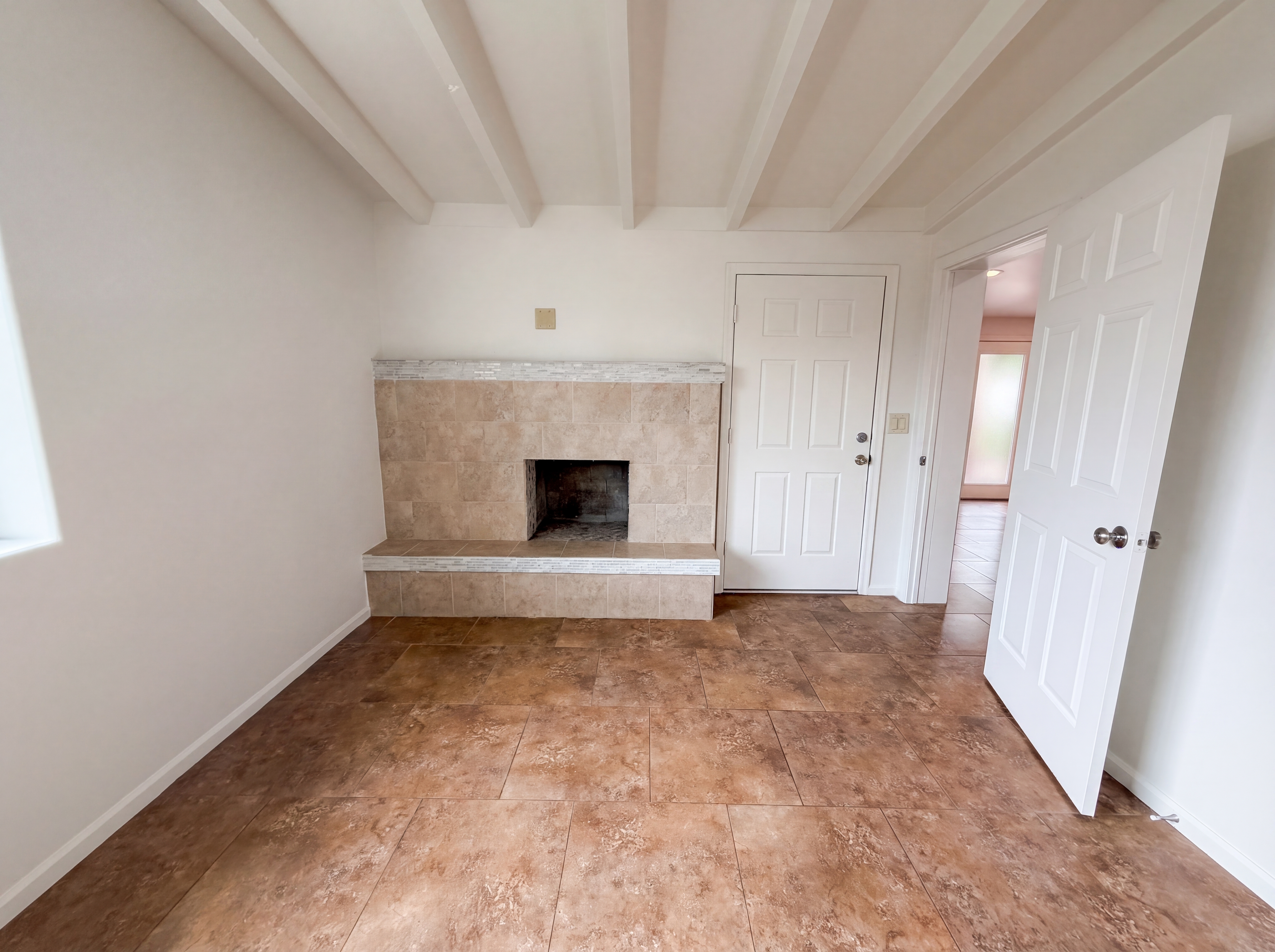 Photo 10 of 26 of 2722 E Nisbet Rd, Phoenix, AZ