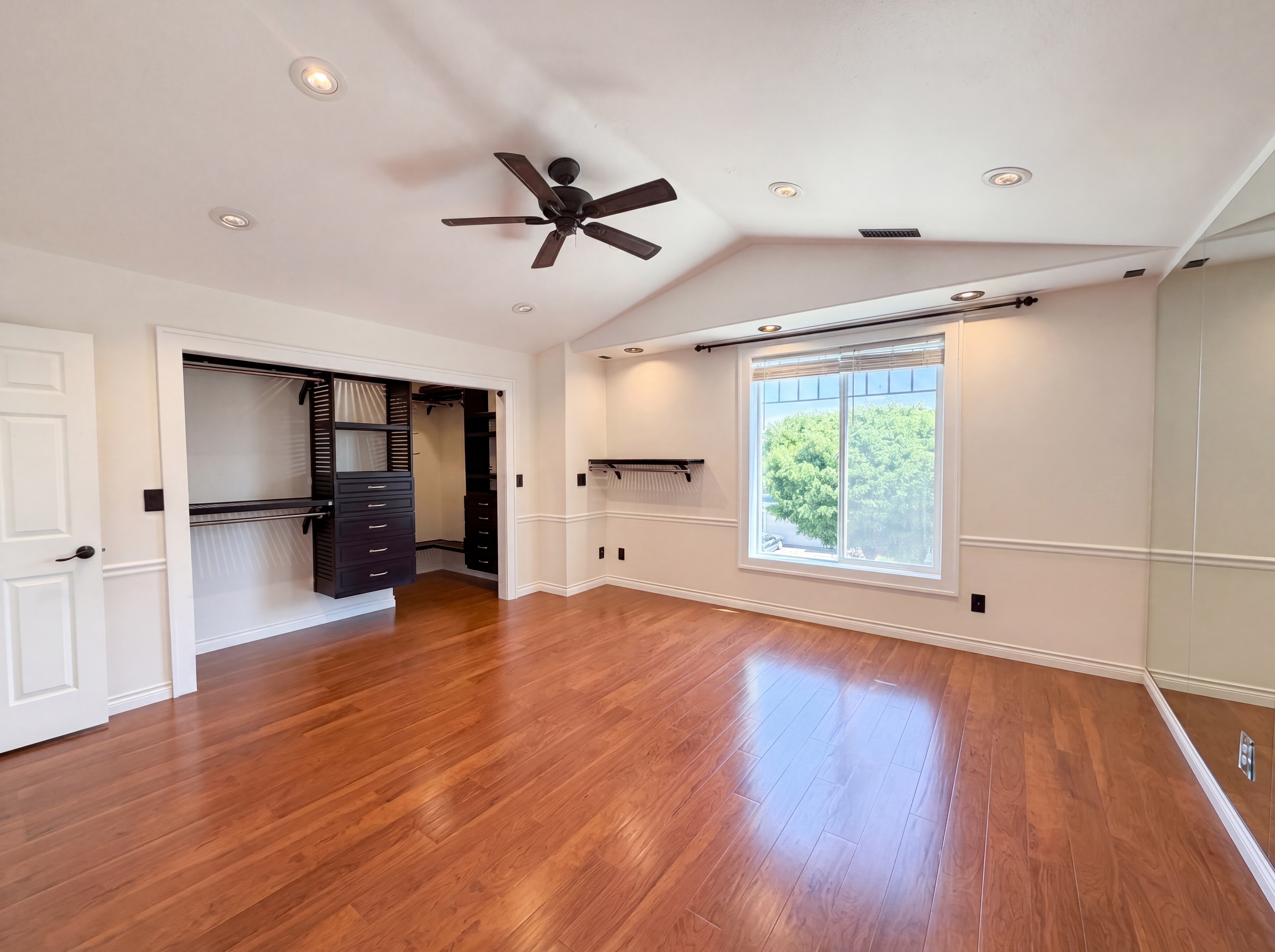 Photo 10 of 20 of 3344 Oakcrest Dr, Forest Grove, OR