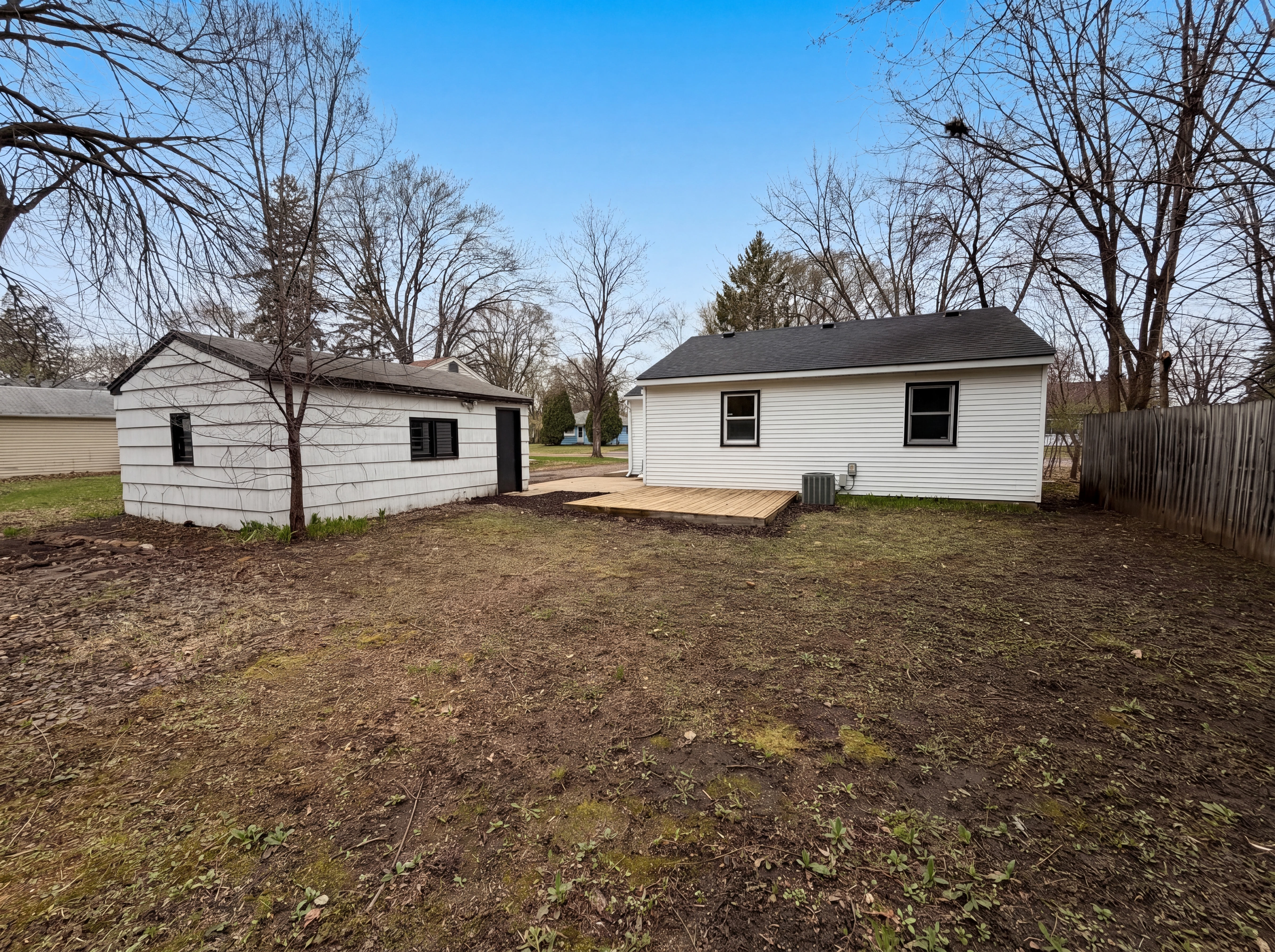 Photo 14 of 16 of 6907 52nd Ave N, Crystal, MN