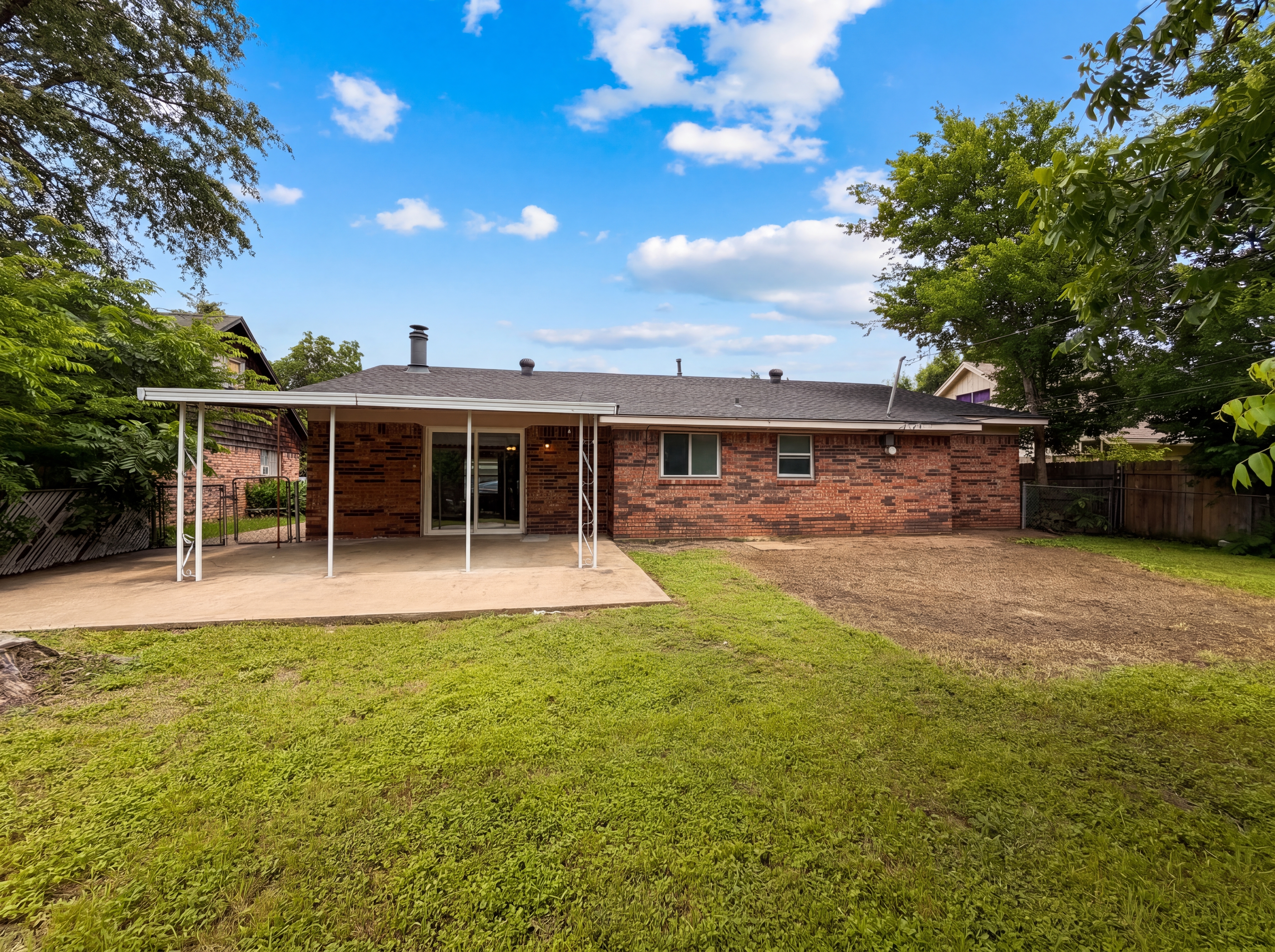 Photo 5 of 18 of 3720 Wingate Dr, Waco, TX