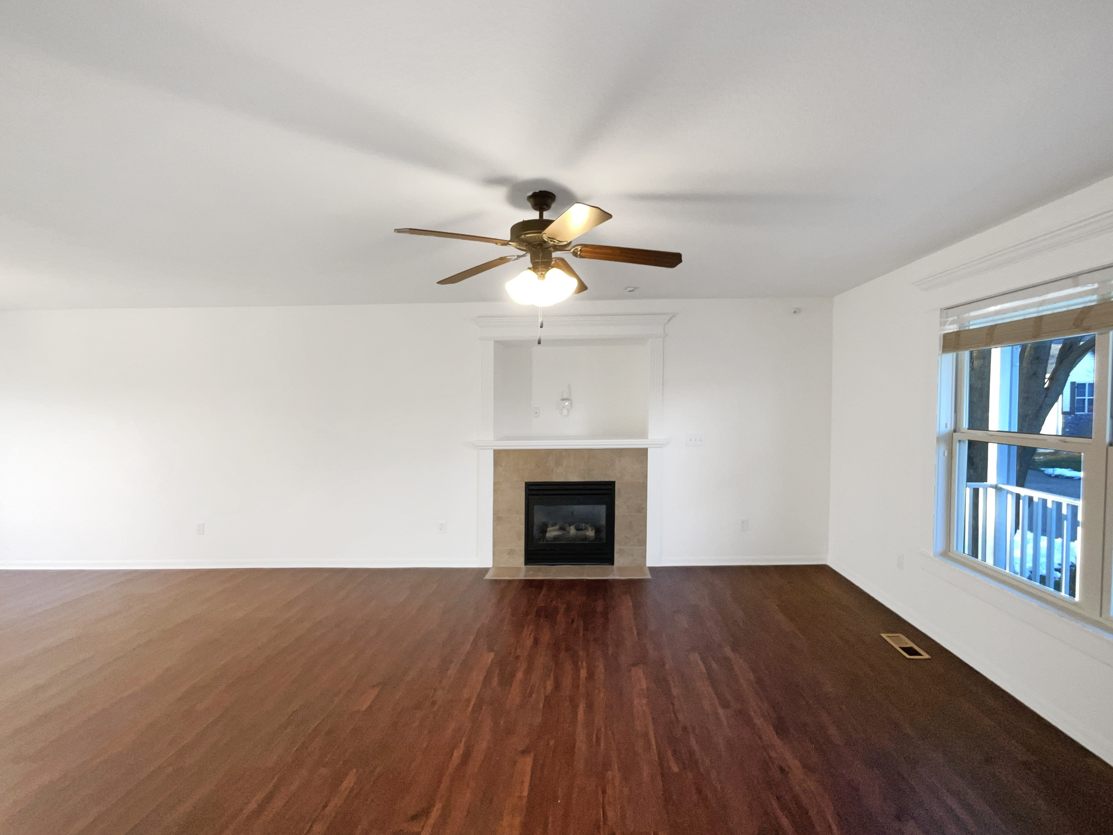 Photo 3 of 22 of 12202 N Highland Ave, Kansas City, MO