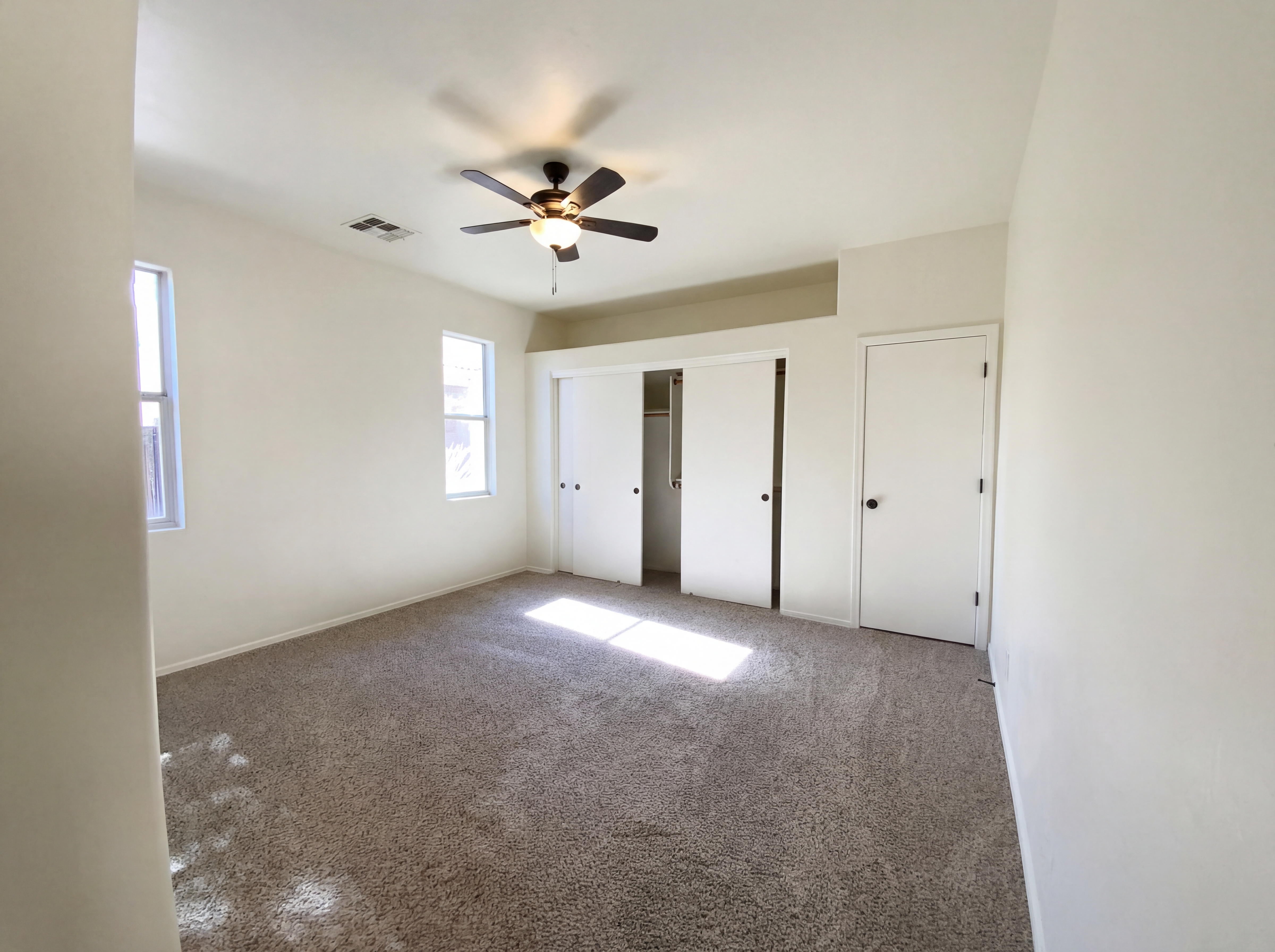 Photo 4 of 15 of 2300 E Magma Rd, San Tan Valley, AZ