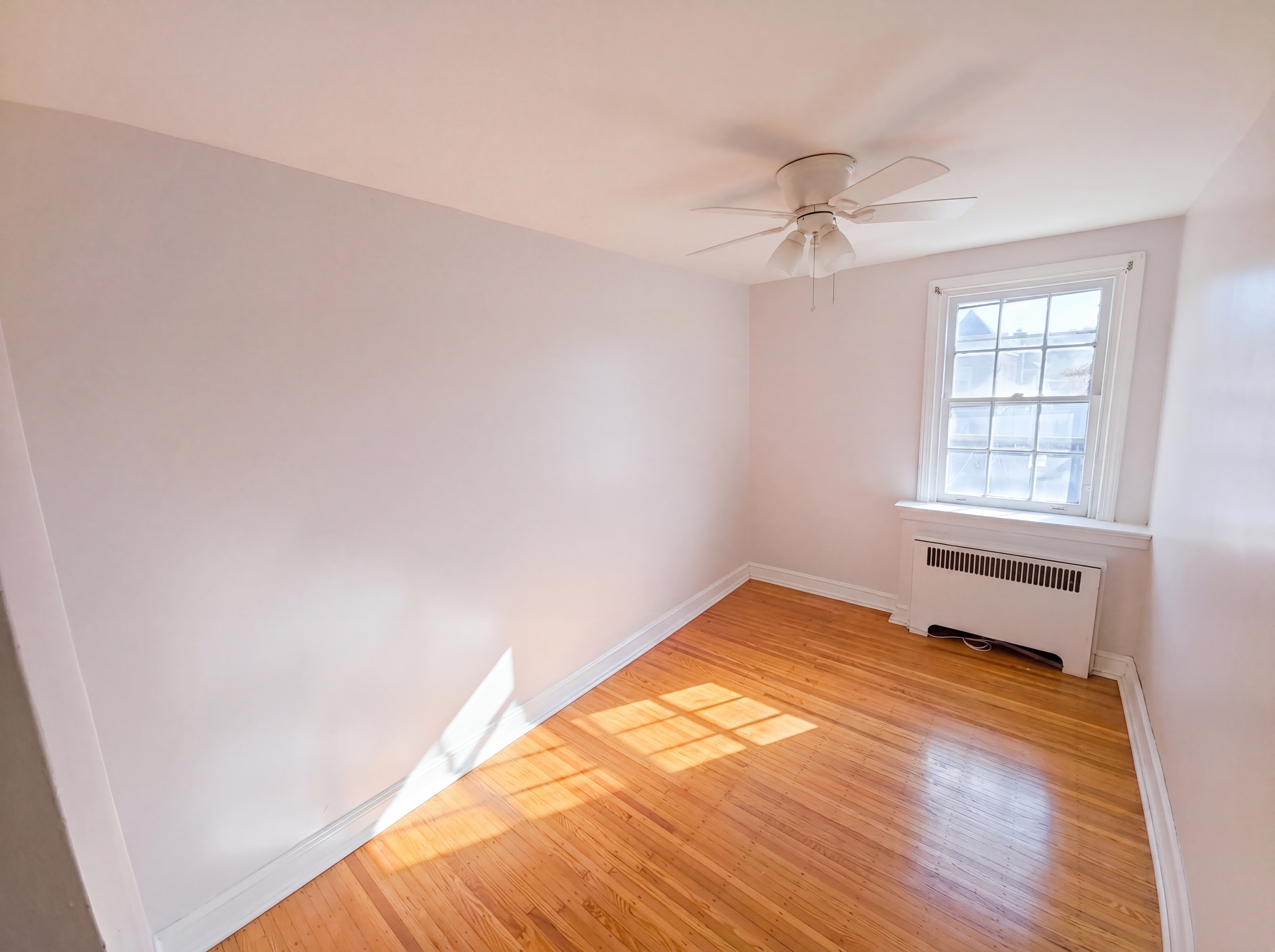 Photo 17 of 45 of 727 Cypress St, Lansdowne, PA