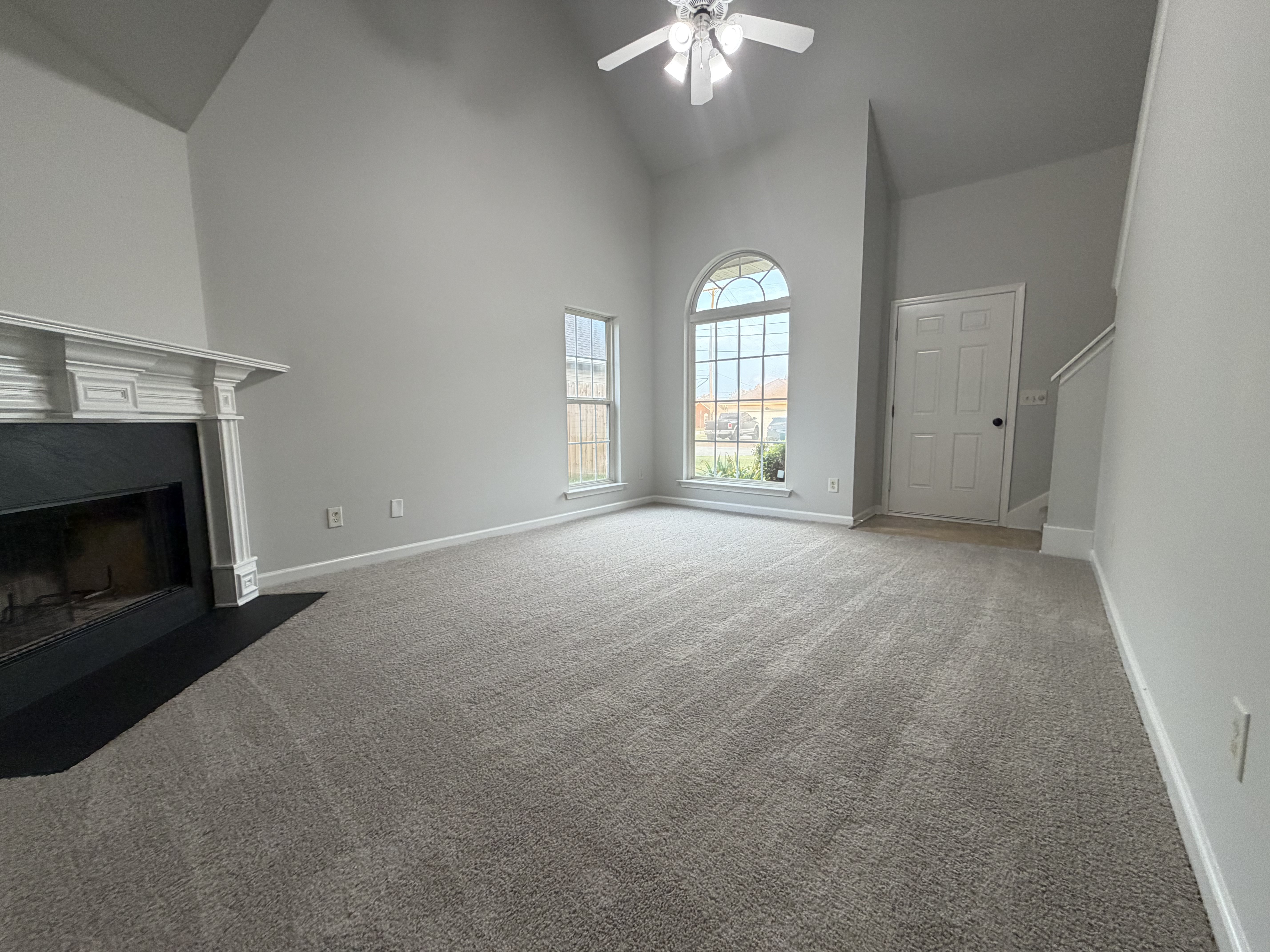 Photo 9 of 17 of 804 Thomas Bay Ct, Antioch, TN