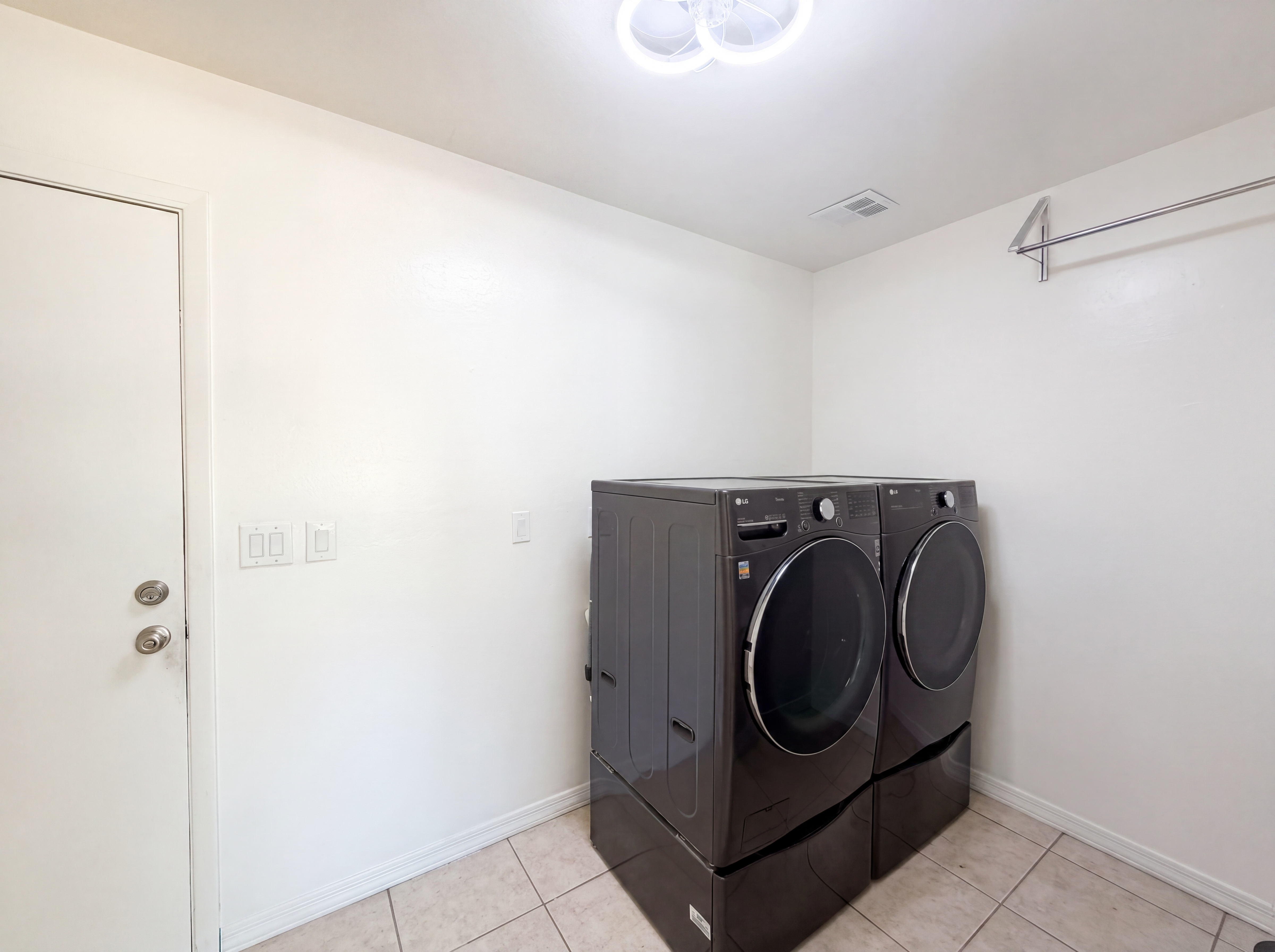 Photo 16 of 22 of 3028 E Marilyn Rd, Phoenix, AZ